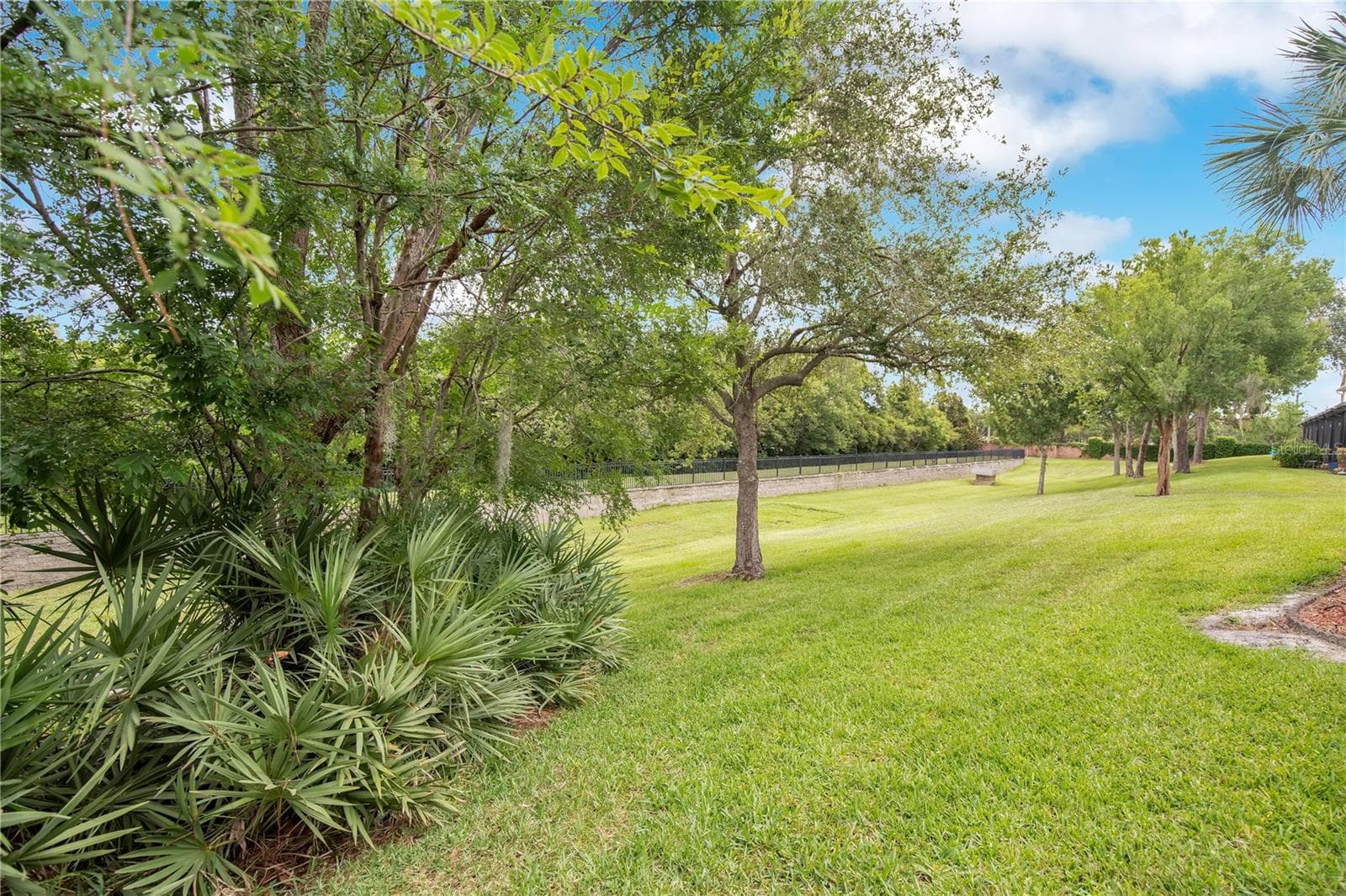 Townhouse at REGENCY OAKS UNIT THREE, SANFORD, photo 17 of 39