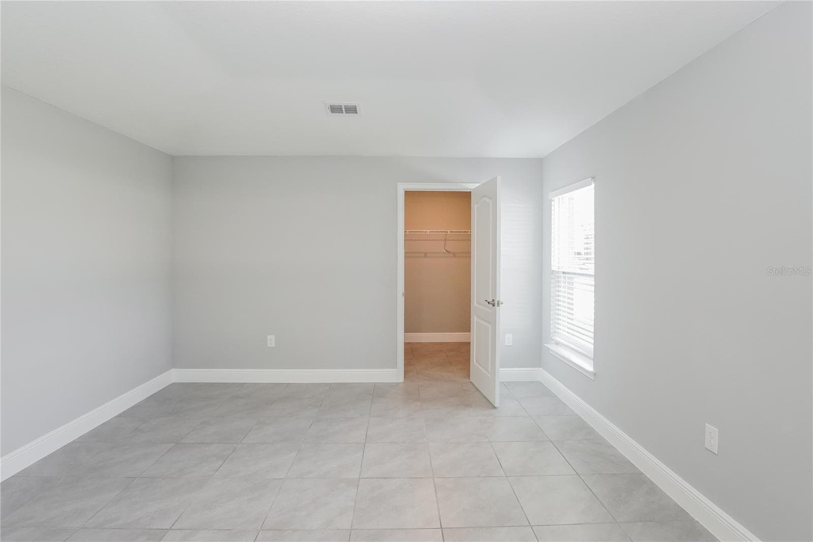 Single Family Residence at 286 BECKENHAM DR, KISSIMMEE, photo 7 of 15