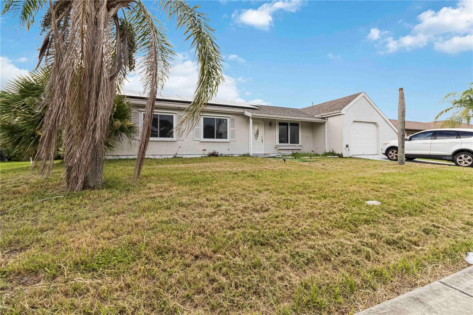Single Family Residence at 20550 EDGEWATER DR, PORT CHARLOTTE, photo 6 of 36