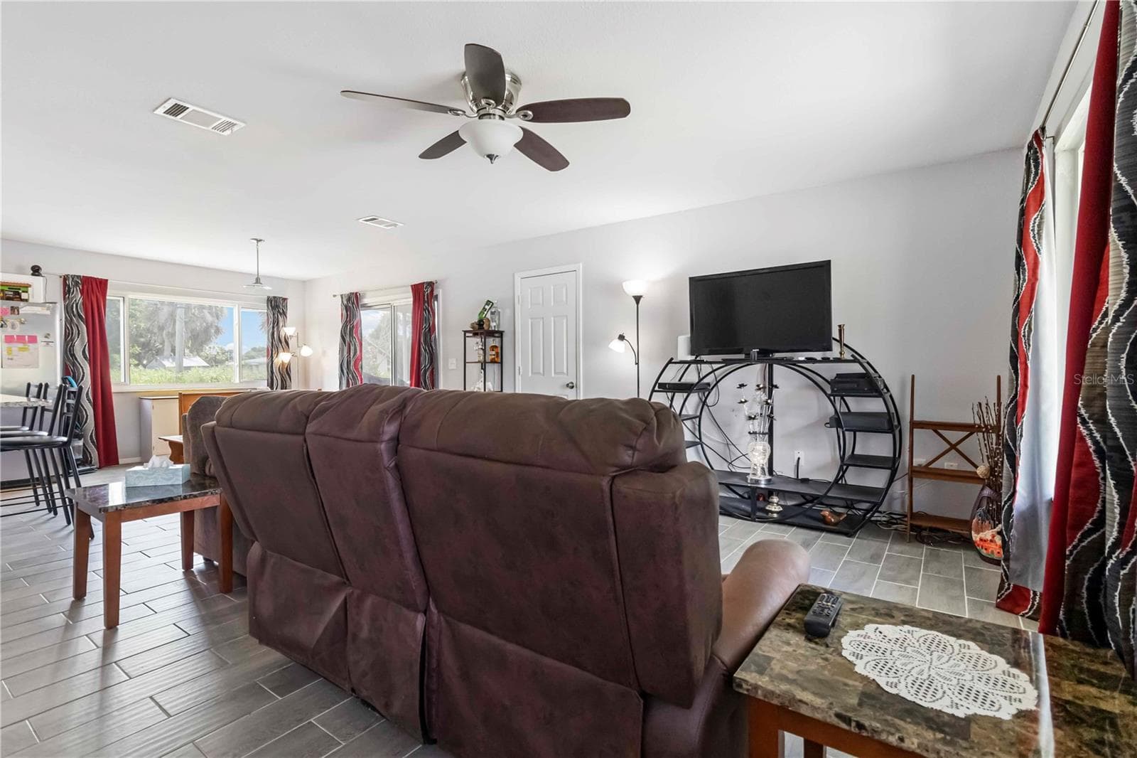 Single Family Residence at 20550 EDGEWATER DR, PORT CHARLOTTE, photo 9 of 36