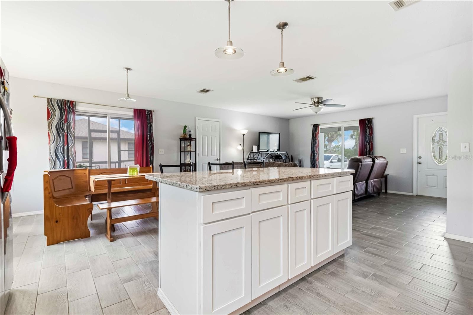 Single Family Residence at 20550 EDGEWATER DR, PORT CHARLOTTE, photo 15 of 36