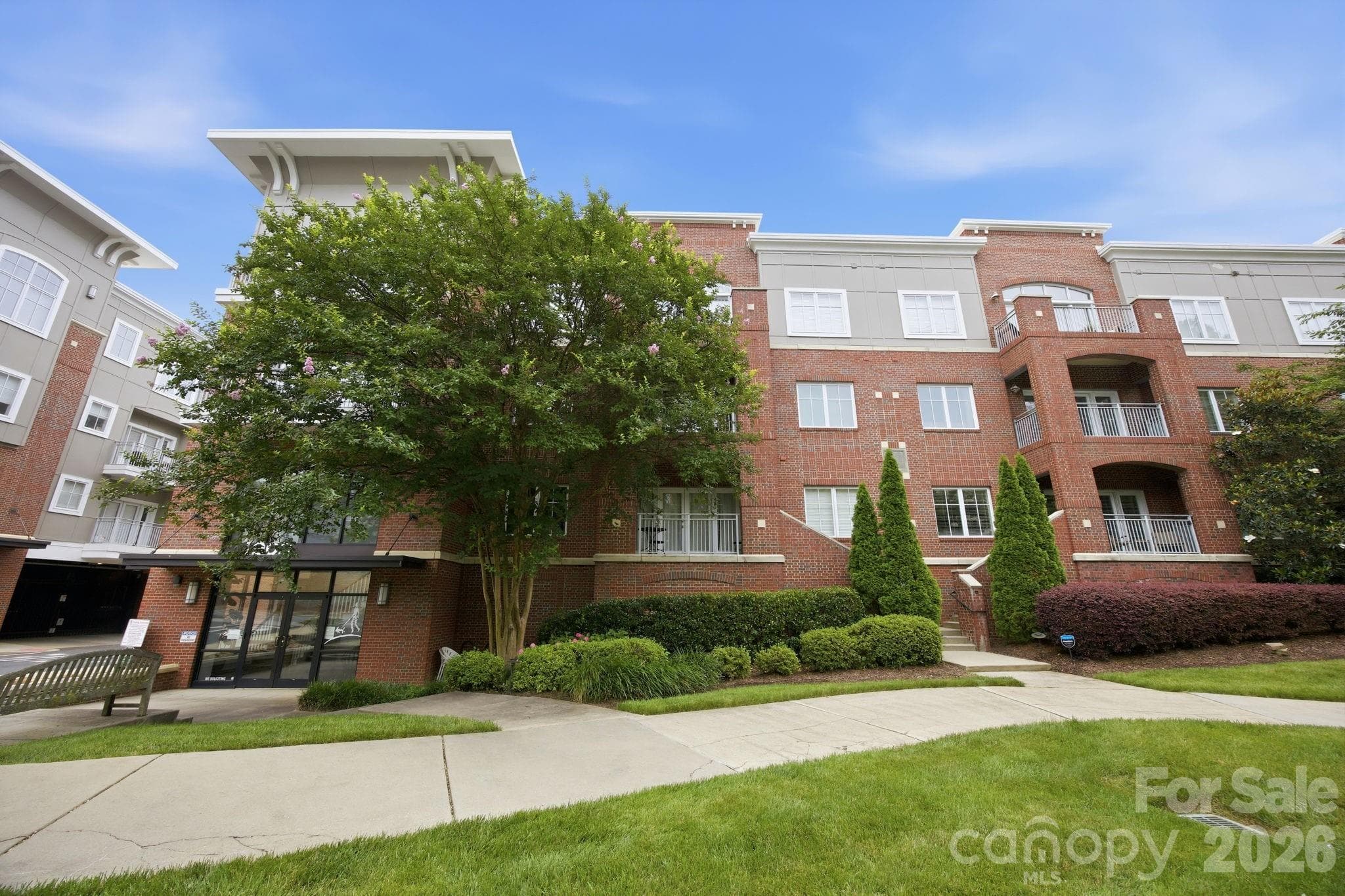Condominium at Charlotte, photo 2 of 30
