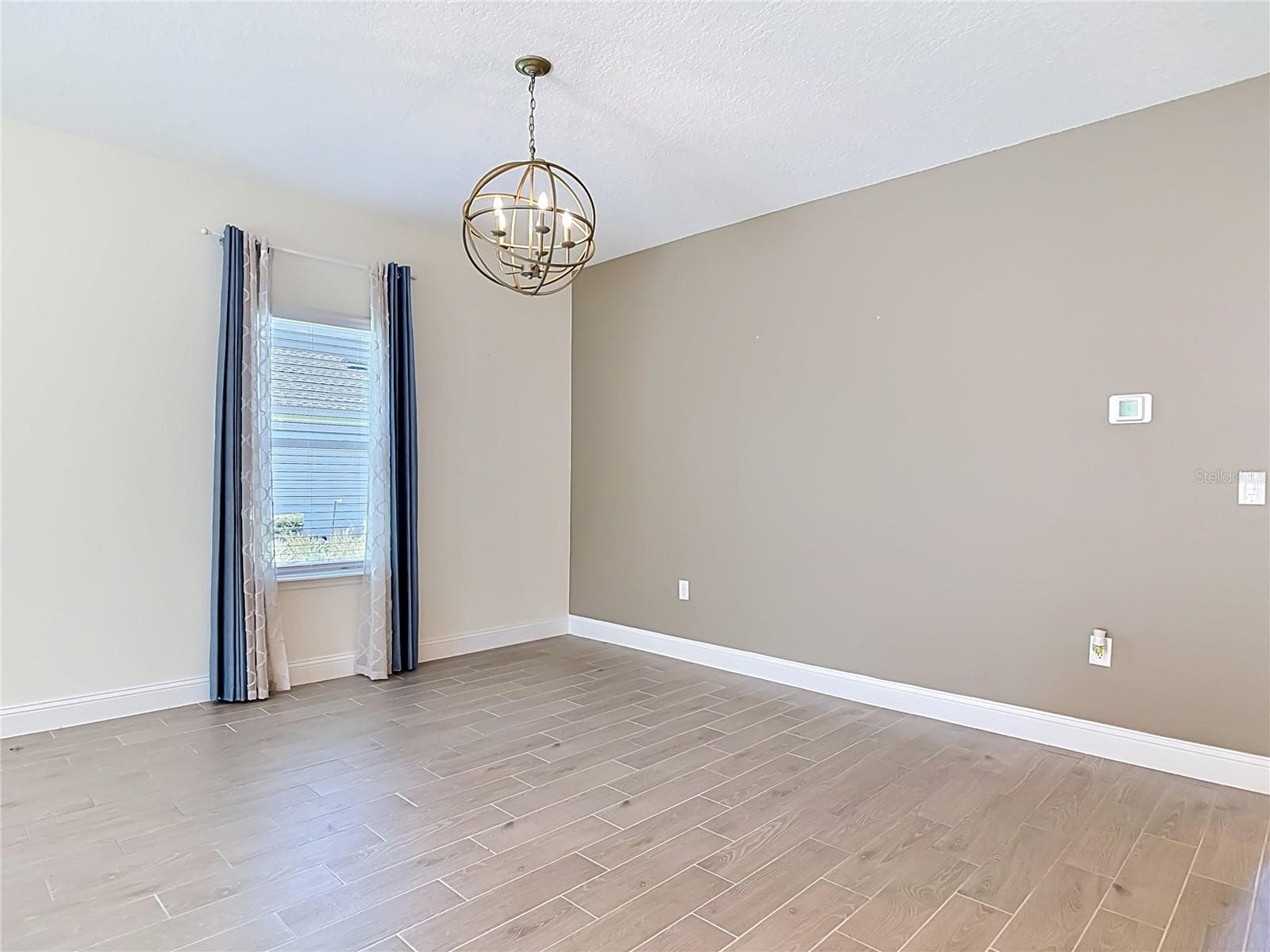 Single Family Residence at 2183 RAGLAN CIR, ORMOND BEACH, photo 7 of 65