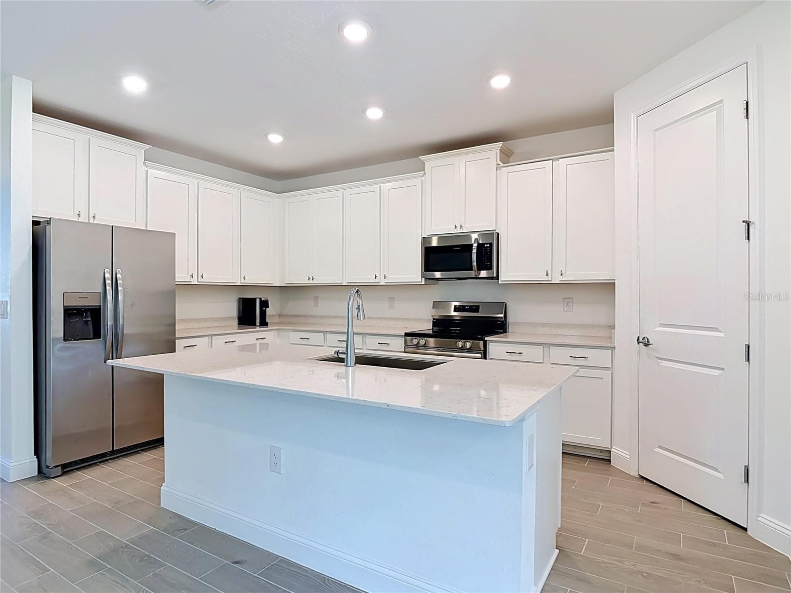 Single Family Residence at 2183 RAGLAN CIR, ORMOND BEACH, photo 13 of 65