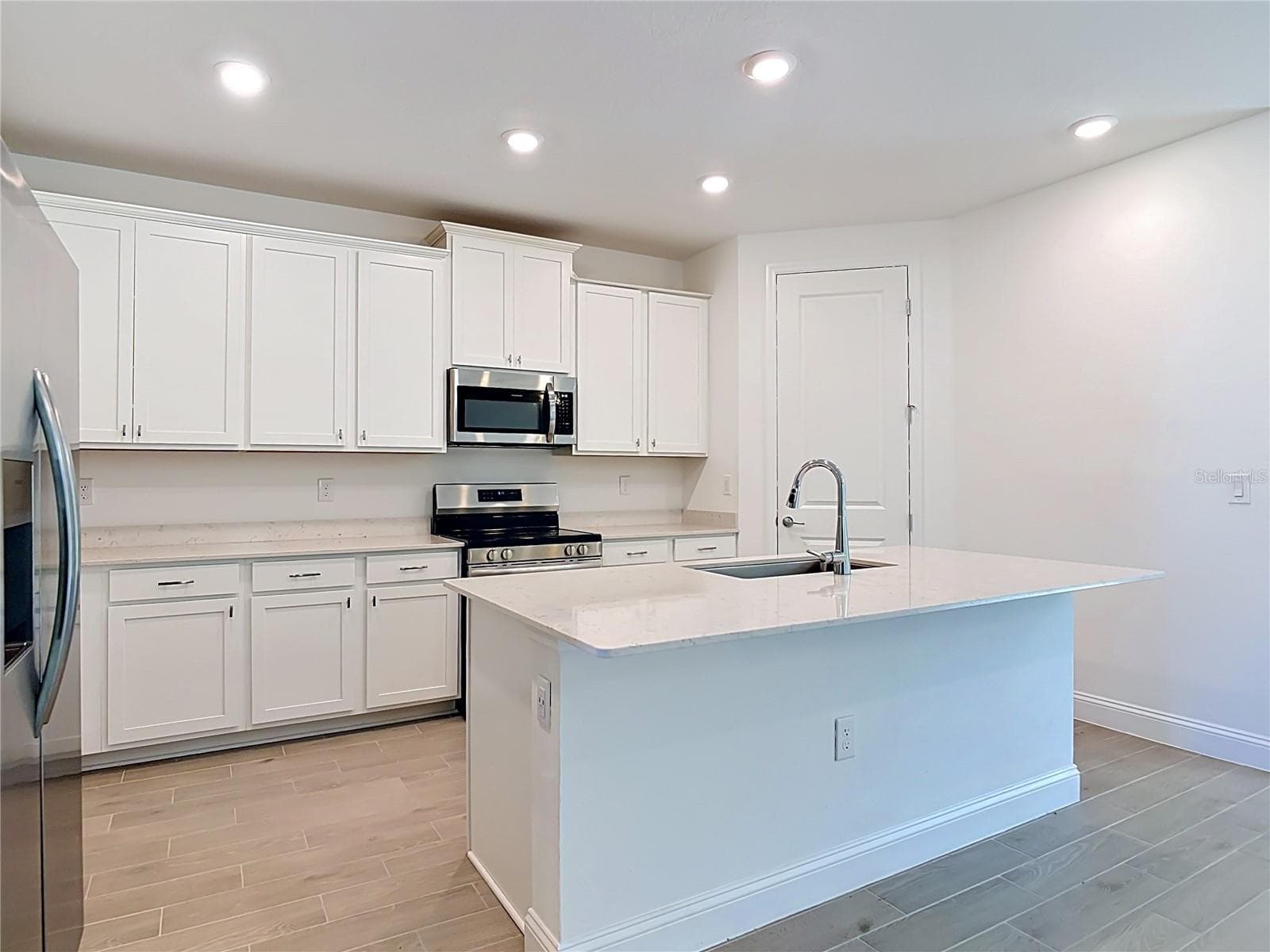 Single Family Residence at 2183 RAGLAN CIR, ORMOND BEACH, photo 17 of 65