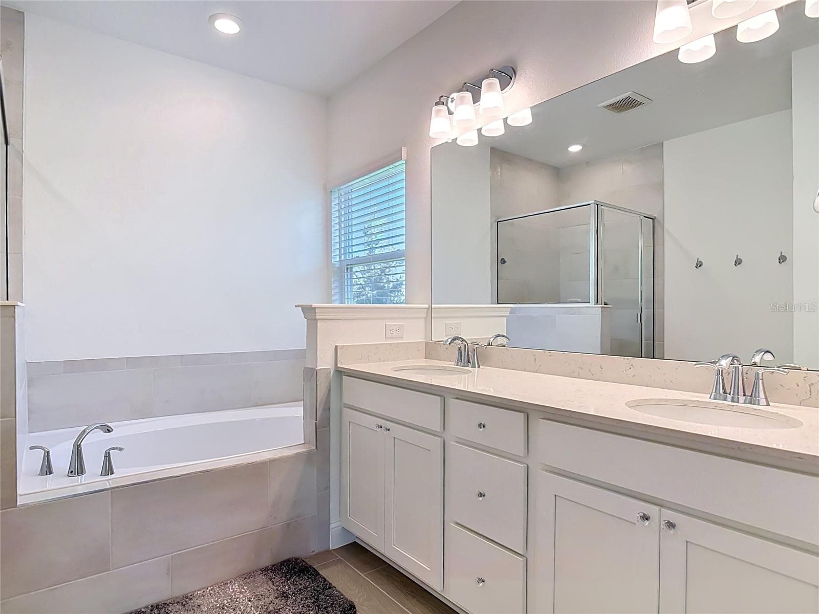 Single Family Residence at 2183 RAGLAN CIR, ORMOND BEACH, photo 27 of 65