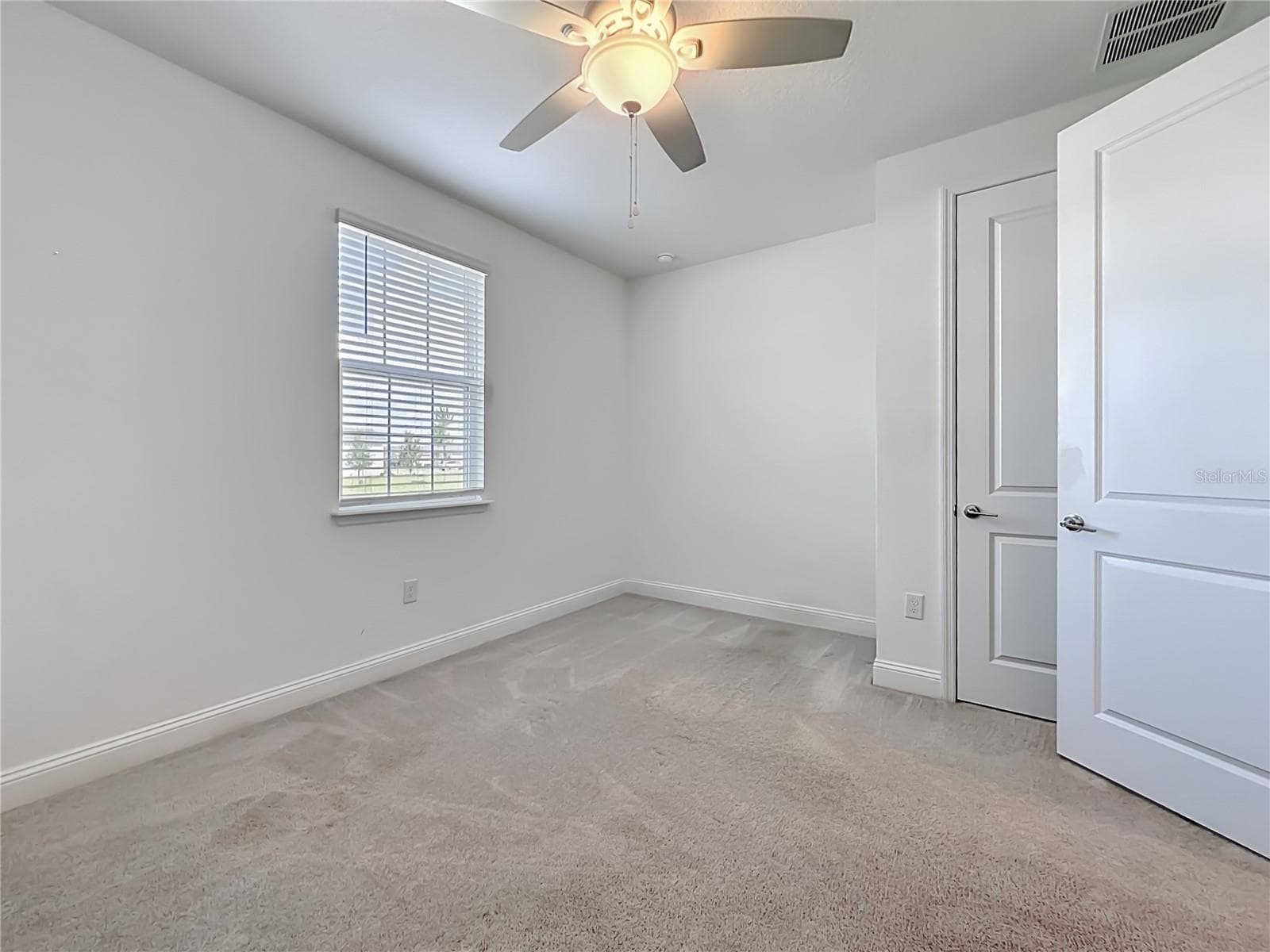 Single Family Residence at 2183 RAGLAN CIR, ORMOND BEACH, photo 38 of 65