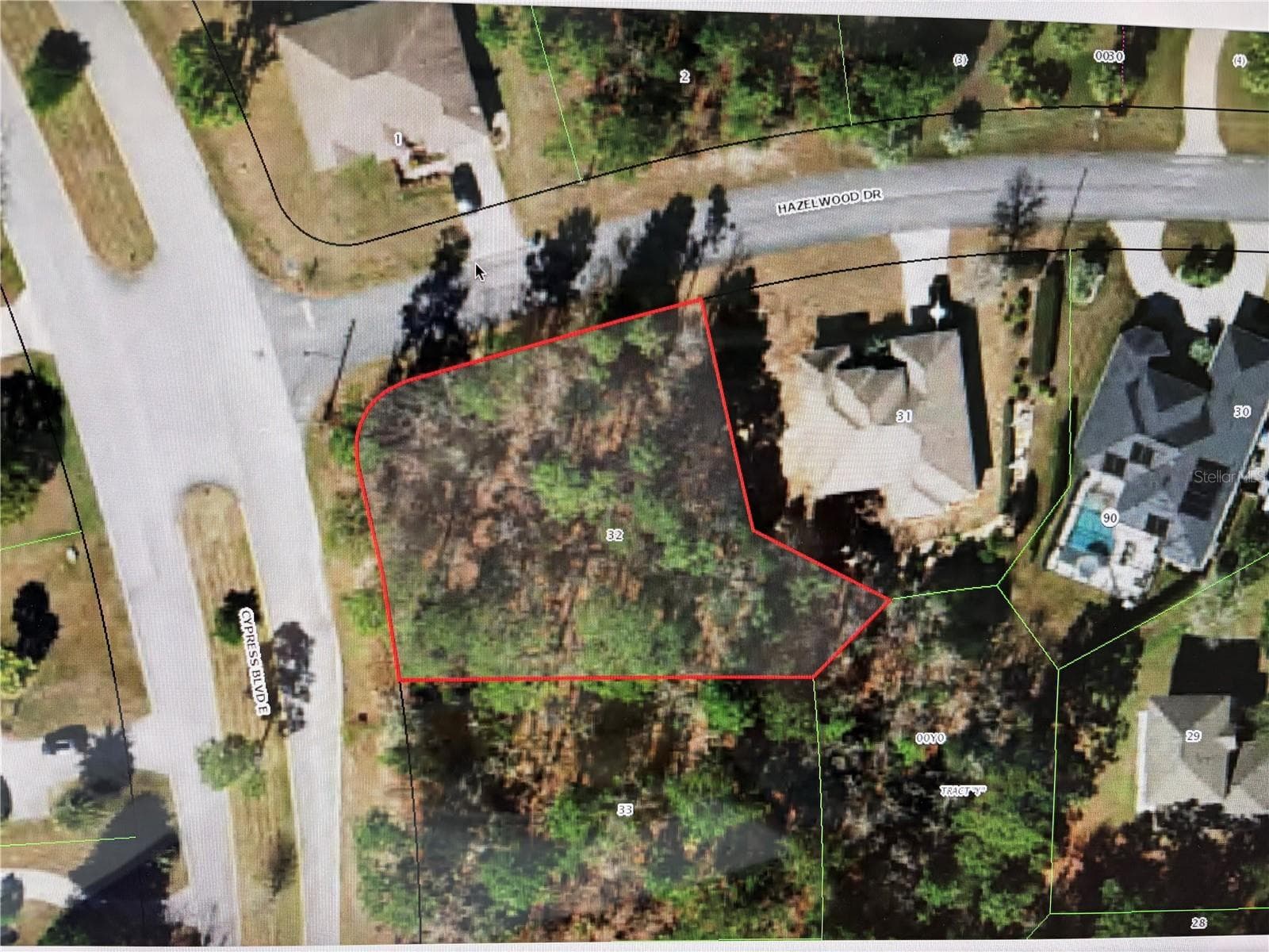 1 HAZELWOOD DR