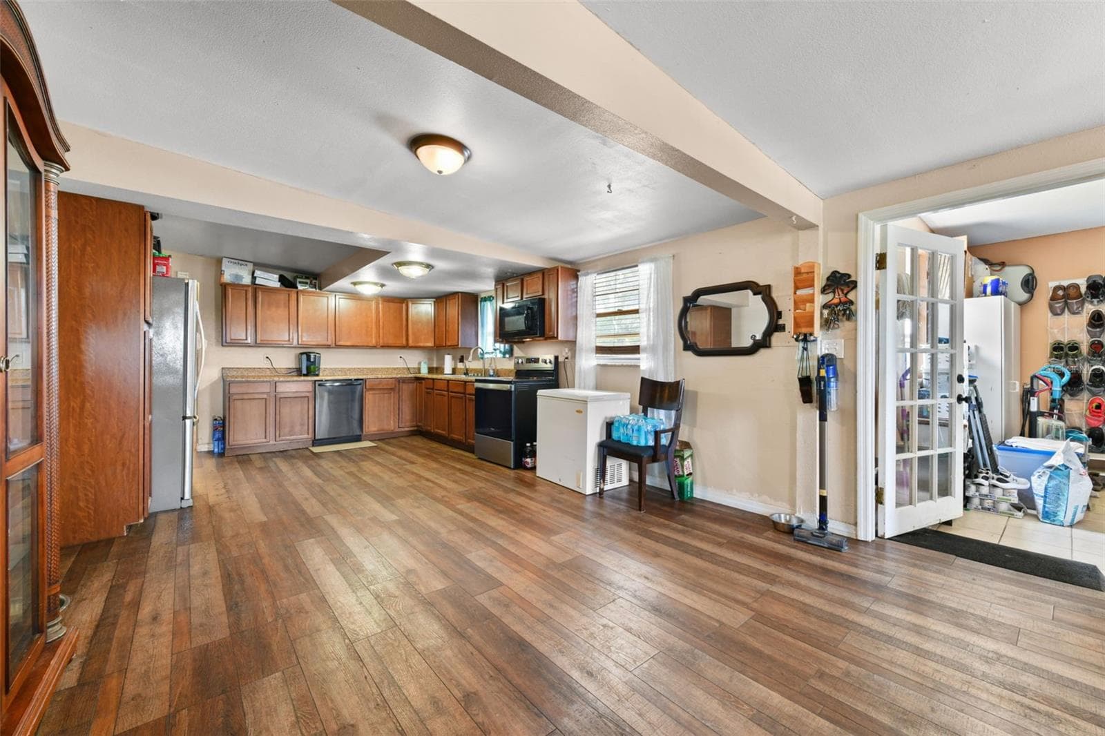 Main House Interior - 2036 LAKE VIEW AVE, CHULUOTA