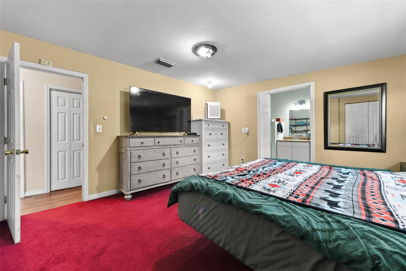 Single Family Residence at 2036 LAKE VIEW AVE, CHULUOTA, photo 23 of 97