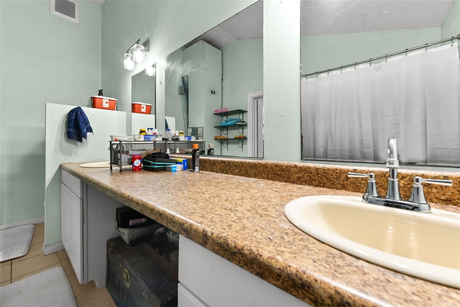 Single Family Residence at 2036 LAKE VIEW AVE, CHULUOTA, photo 26 of 97