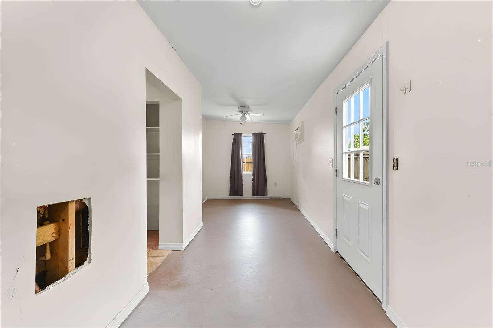 Dwelling Unit #3 Bedroom - 2036 LAKE VIEW AVE, CHULUOTA