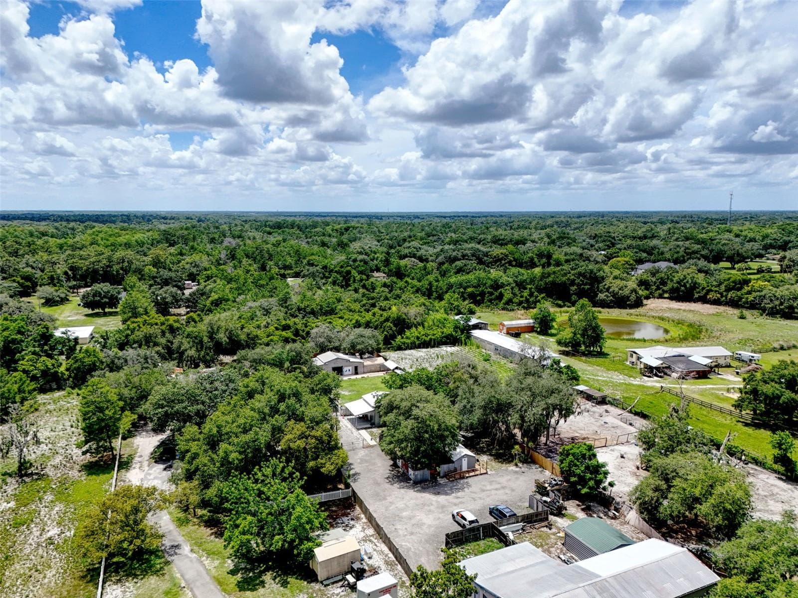 Single Family Residence at 2036 LAKE VIEW AVE, CHULUOTA, photo 67 of 97