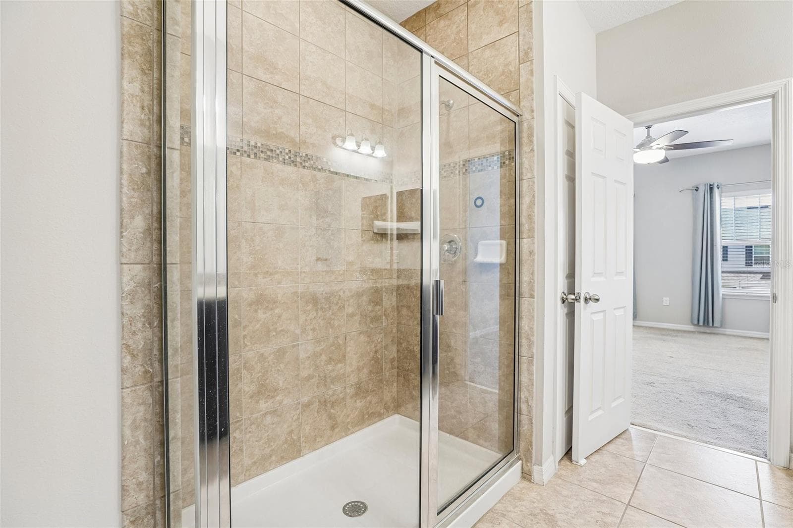 Primary en-suite bath. - 198 MITCHELL CREEK WAY, OVIEDO