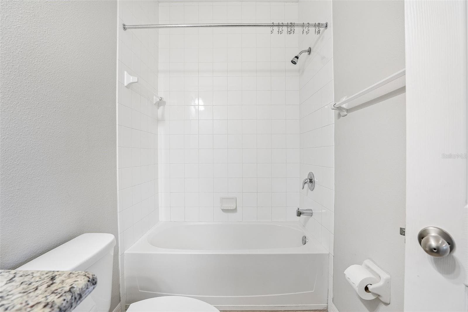 Second full bath. - 198 MITCHELL CREEK WAY, OVIEDO