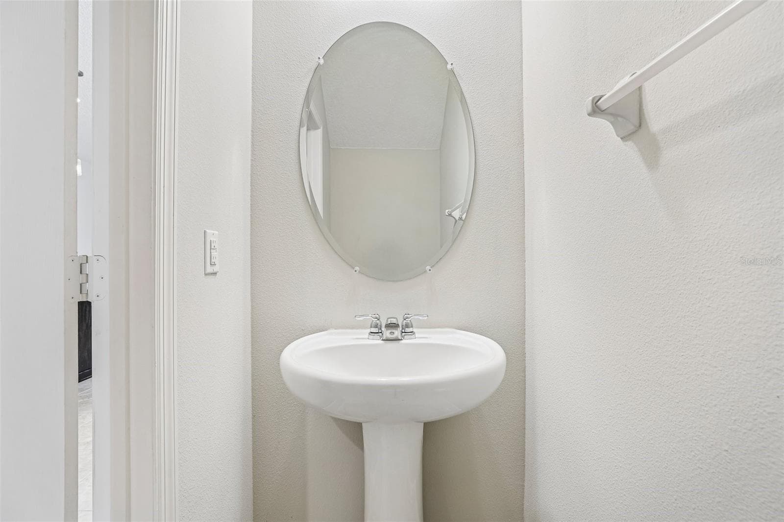 Convenient main floor half bath. - 198 MITCHELL CREEK WAY, OVIEDO