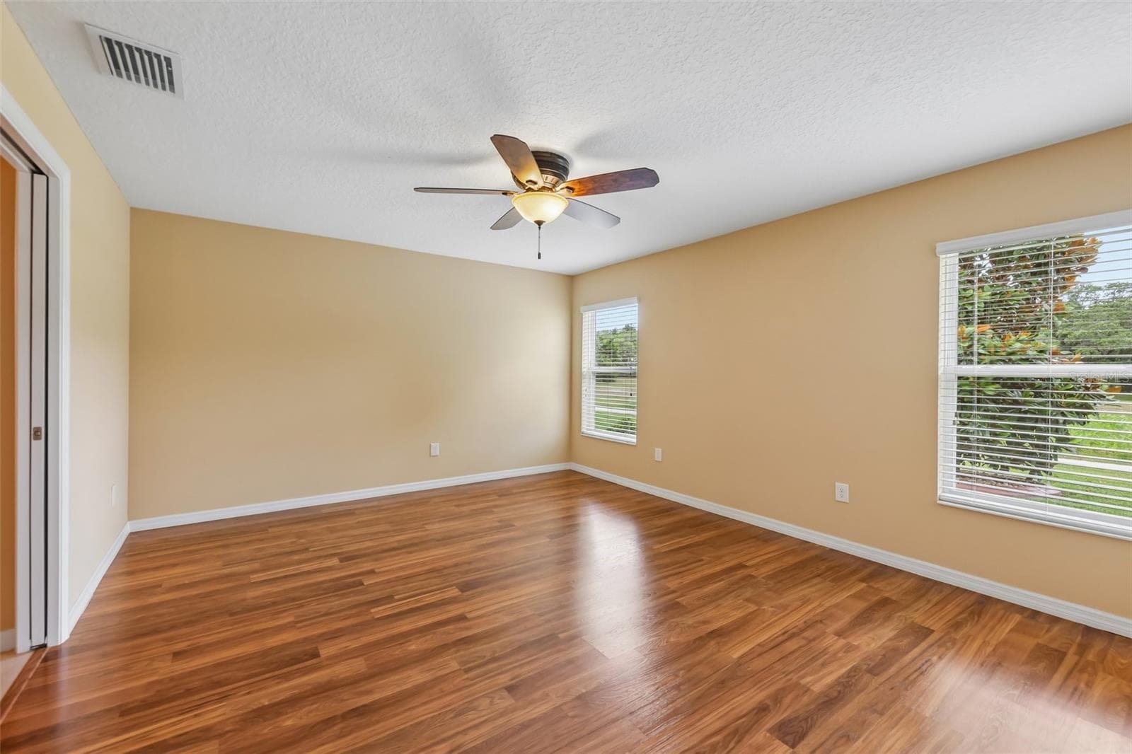 Single Family Residence at 4025 ARLINGTON RIDGE BLVD, LEESBURG, photo 19 of 46