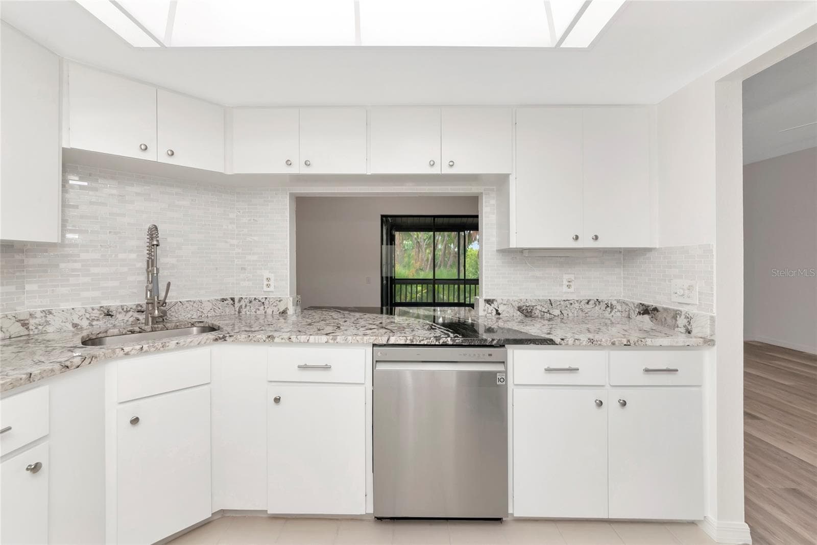 Kitchen - 116 WOODLAND PL #116, OSPREY