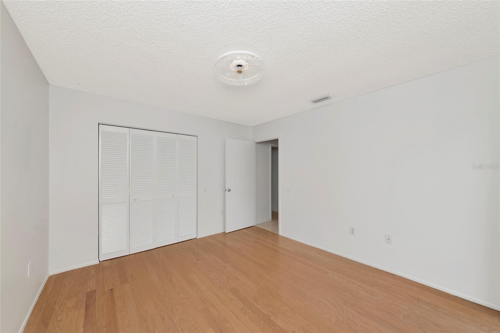 Second Bedroom with Balcony - 116 WOODLAND PL #116, OSPREY