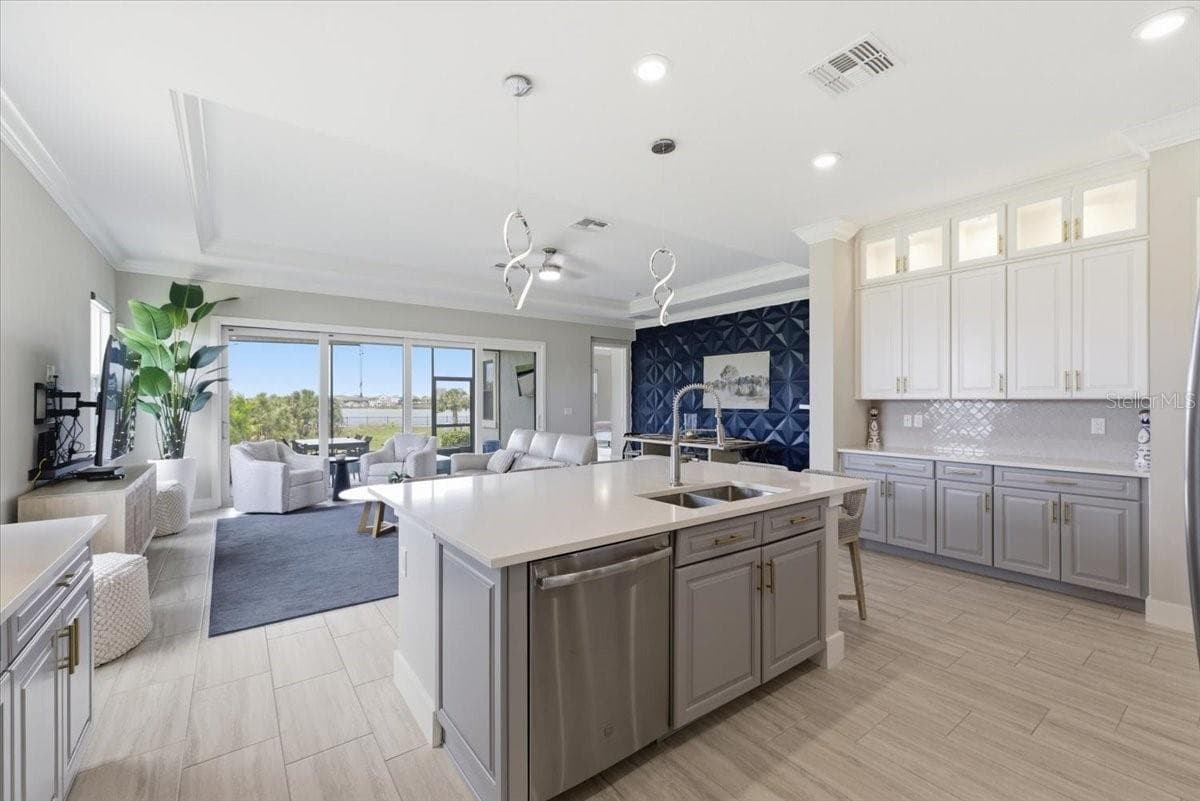 Single Family Residence at 2317 5TH ST E, PALMETTO, photo 12 of 36
