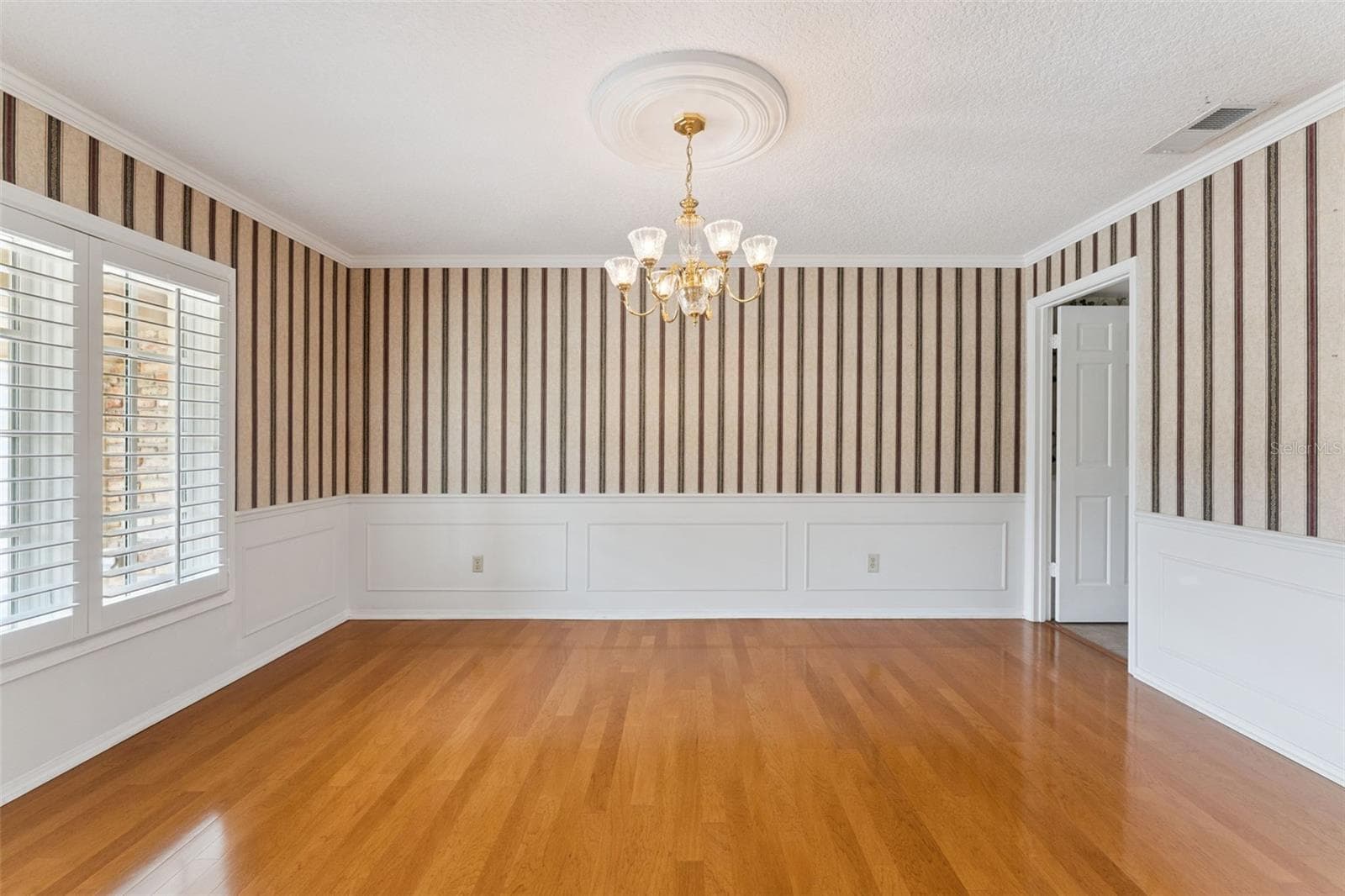 Single Family Residence at 220 ROLLINGWOOD TRL, ALTAMONTE SPRINGS, photo 14 of 50