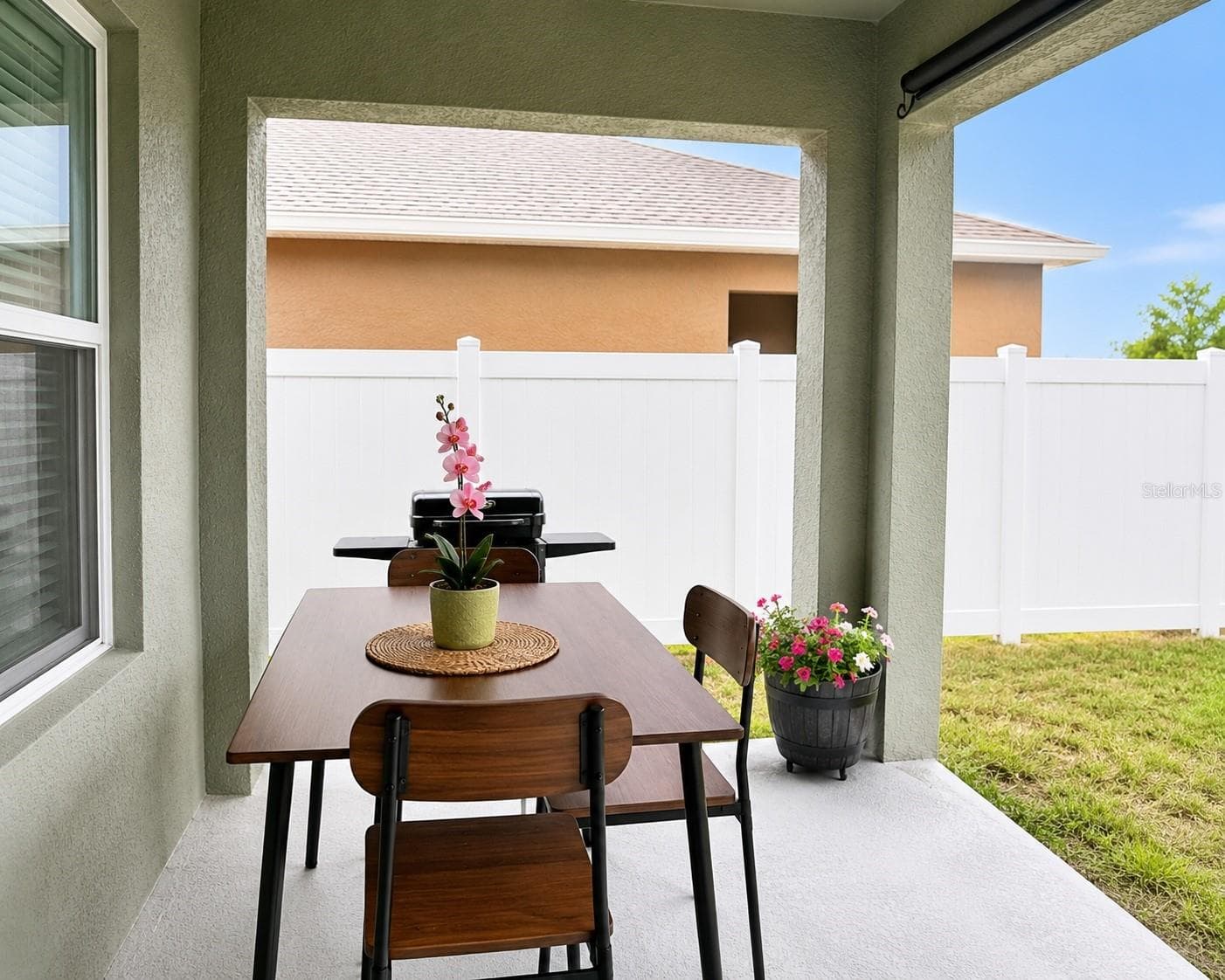 Single Family Residence at 452 TAYLOR GROVES DR, LAKE WALES, photo 4 of 11