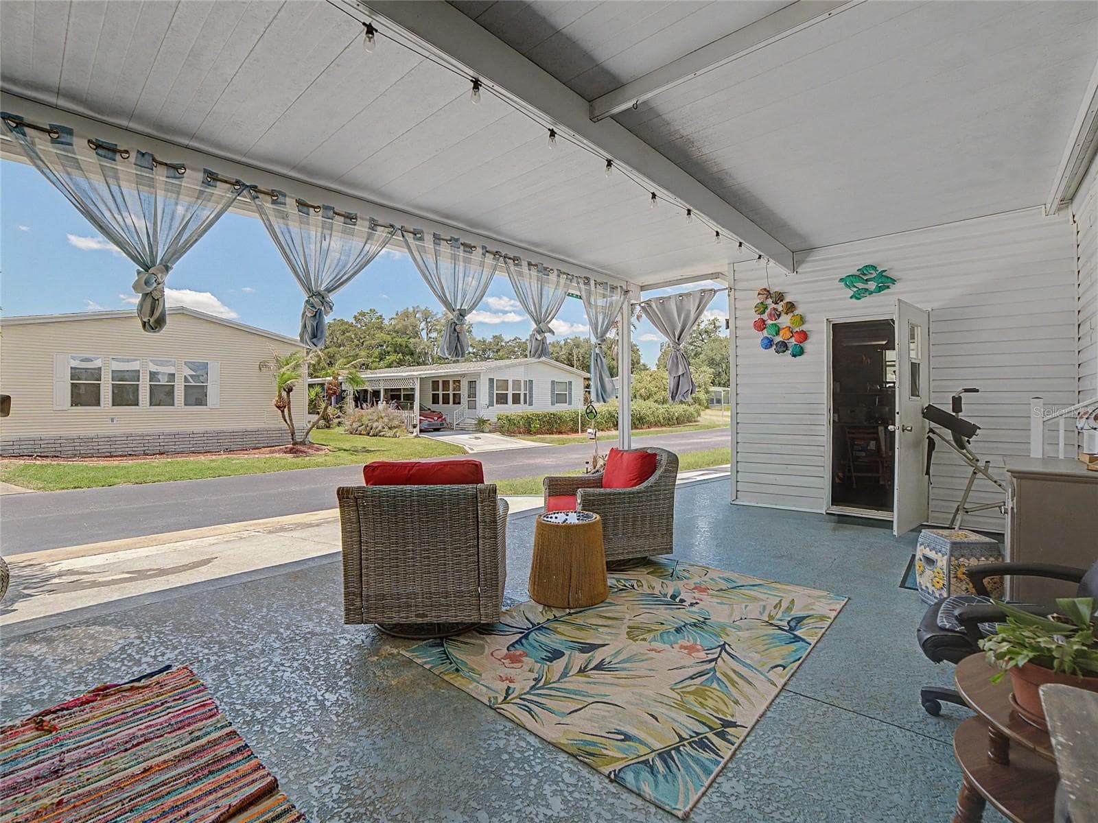 Manufactured Home at 37513 CAMPO AVE, ZEPHYRHILLS, photo 12 of 43