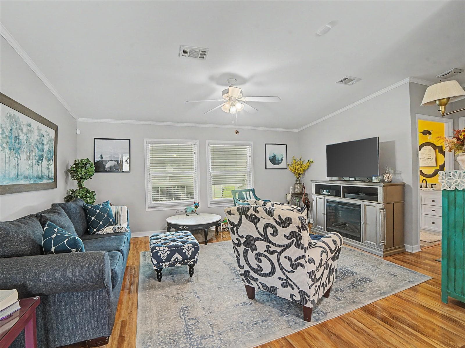 Manufactured Home at 37513 CAMPO AVE, ZEPHYRHILLS, photo 15 of 43