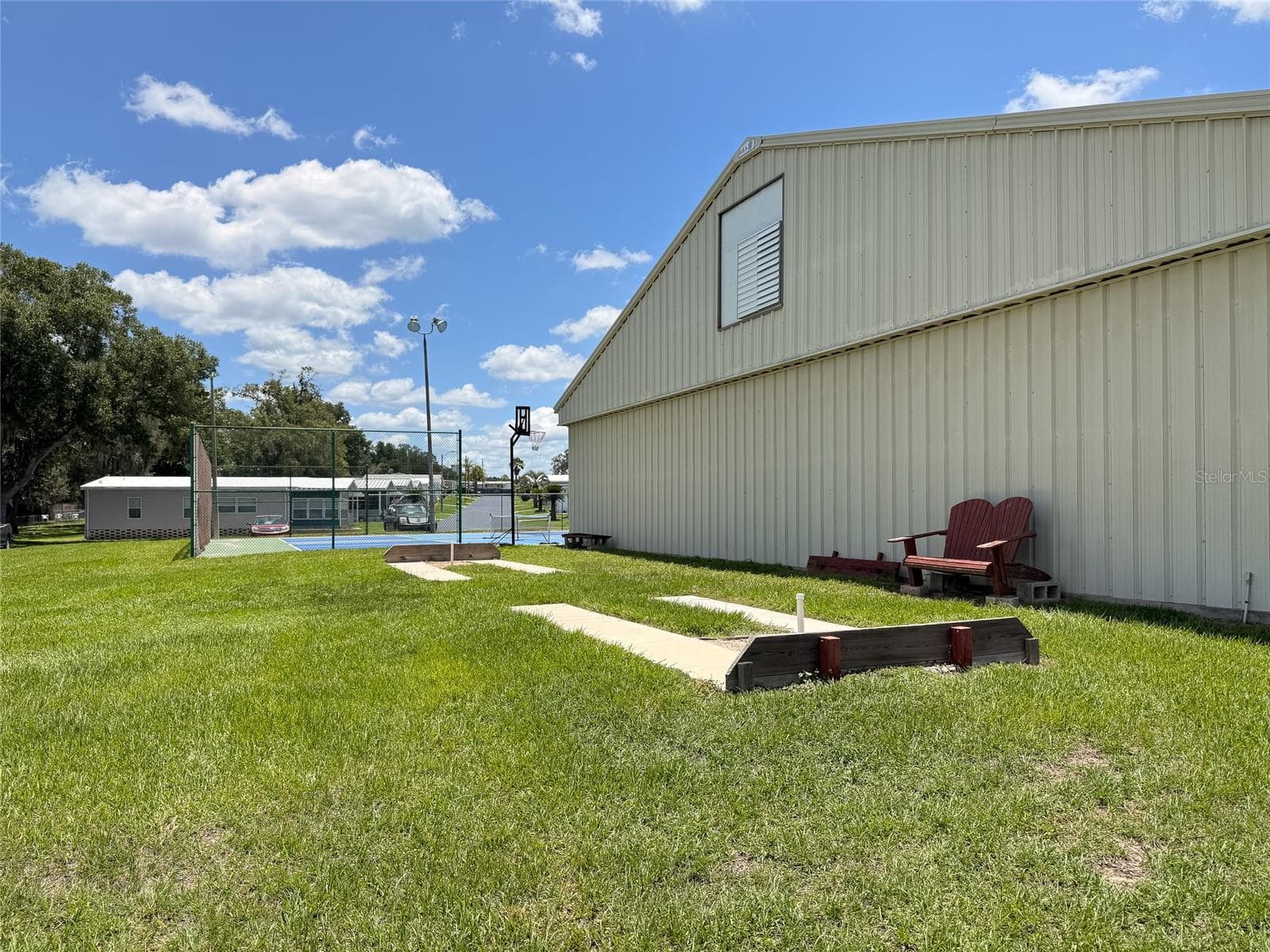 Manufactured Home at 37513 CAMPO AVE, ZEPHYRHILLS, photo 40 of 43