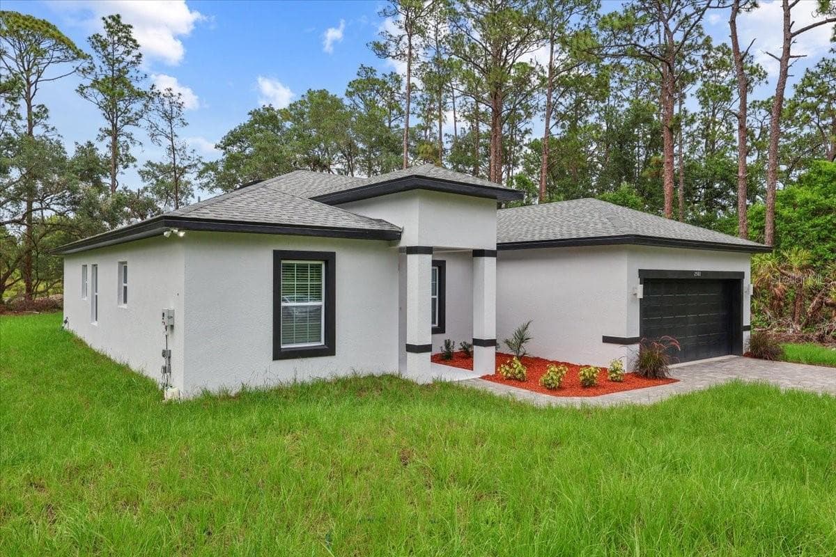 Single Family Residence at 2580 PLUMOSA DR, INDIAN LAKE ESTATES, photo 3 of 61