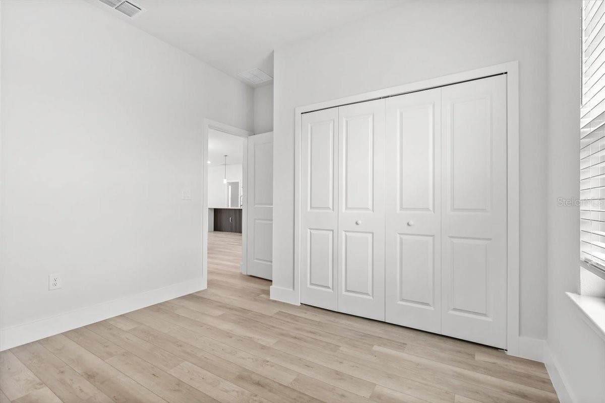 Single Family Residence at 2580 PLUMOSA DR, INDIAN LAKE ESTATES, photo 27 of 61
