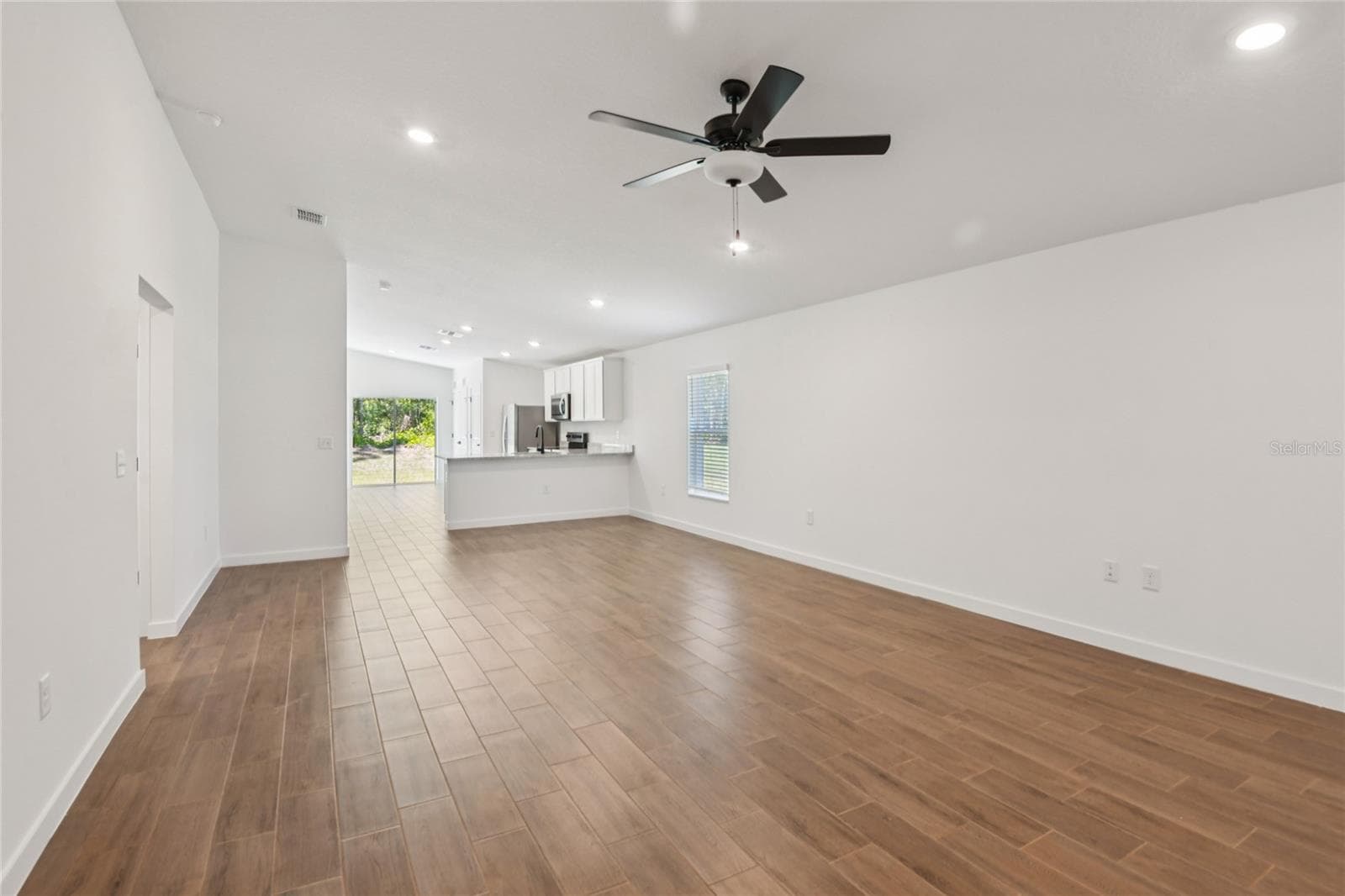 Single Family Residence at 14034 RICEBIRD AVE, WEEKI WACHEE, photo 2 of 14