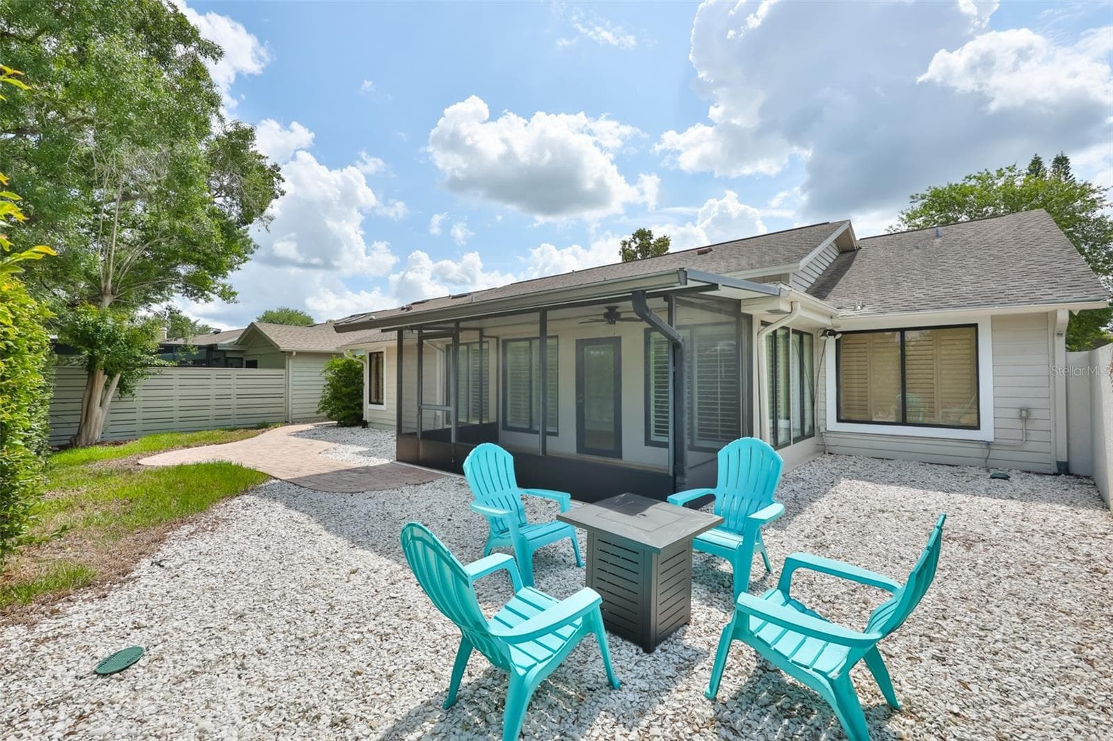 Single Family Residence at 14651 VILLAGE GLEN CIR, TAMPA, photo 40 of 59