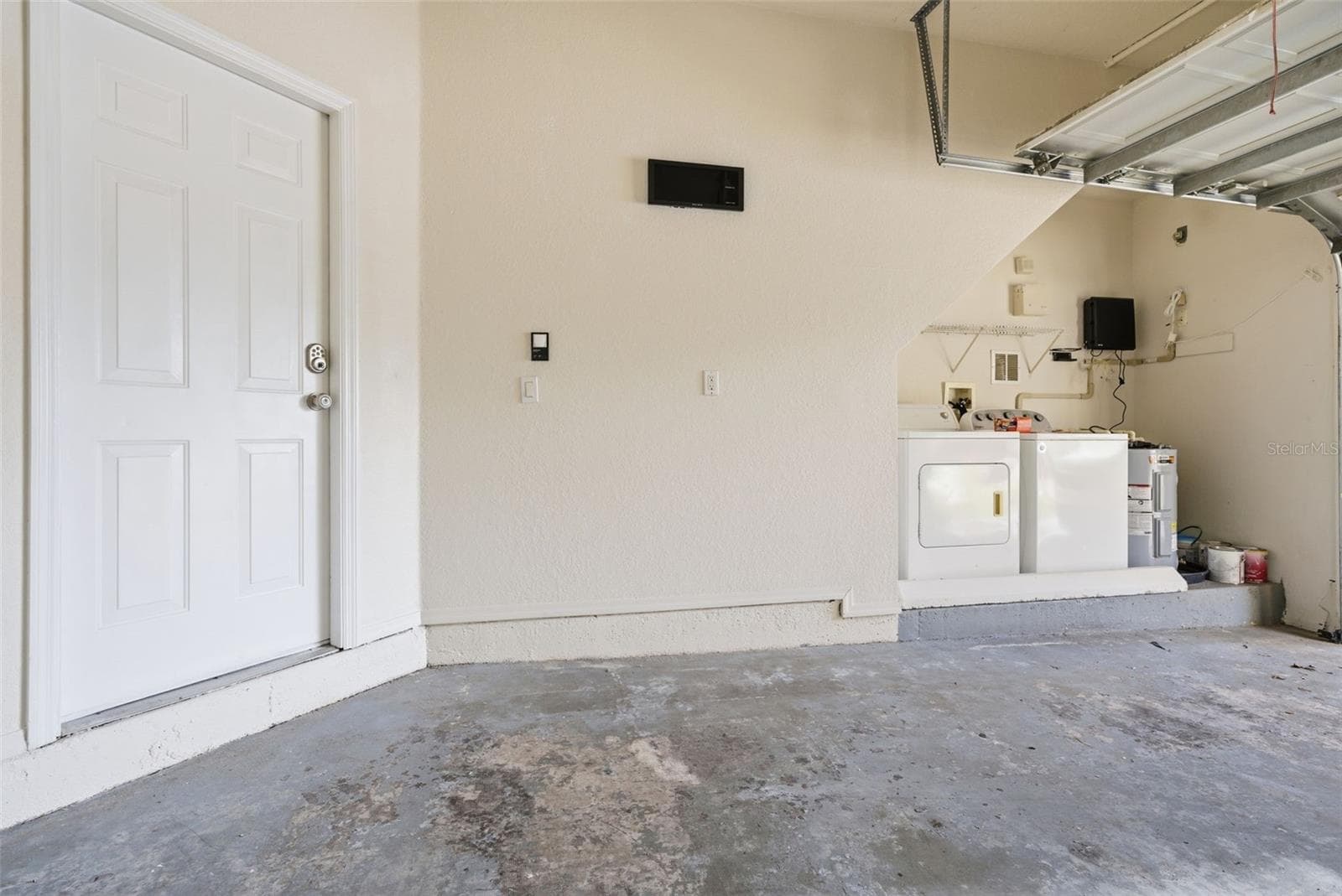 Condominium at 113 GRAND BEACH PL, TAMPA, photo 10 of 42