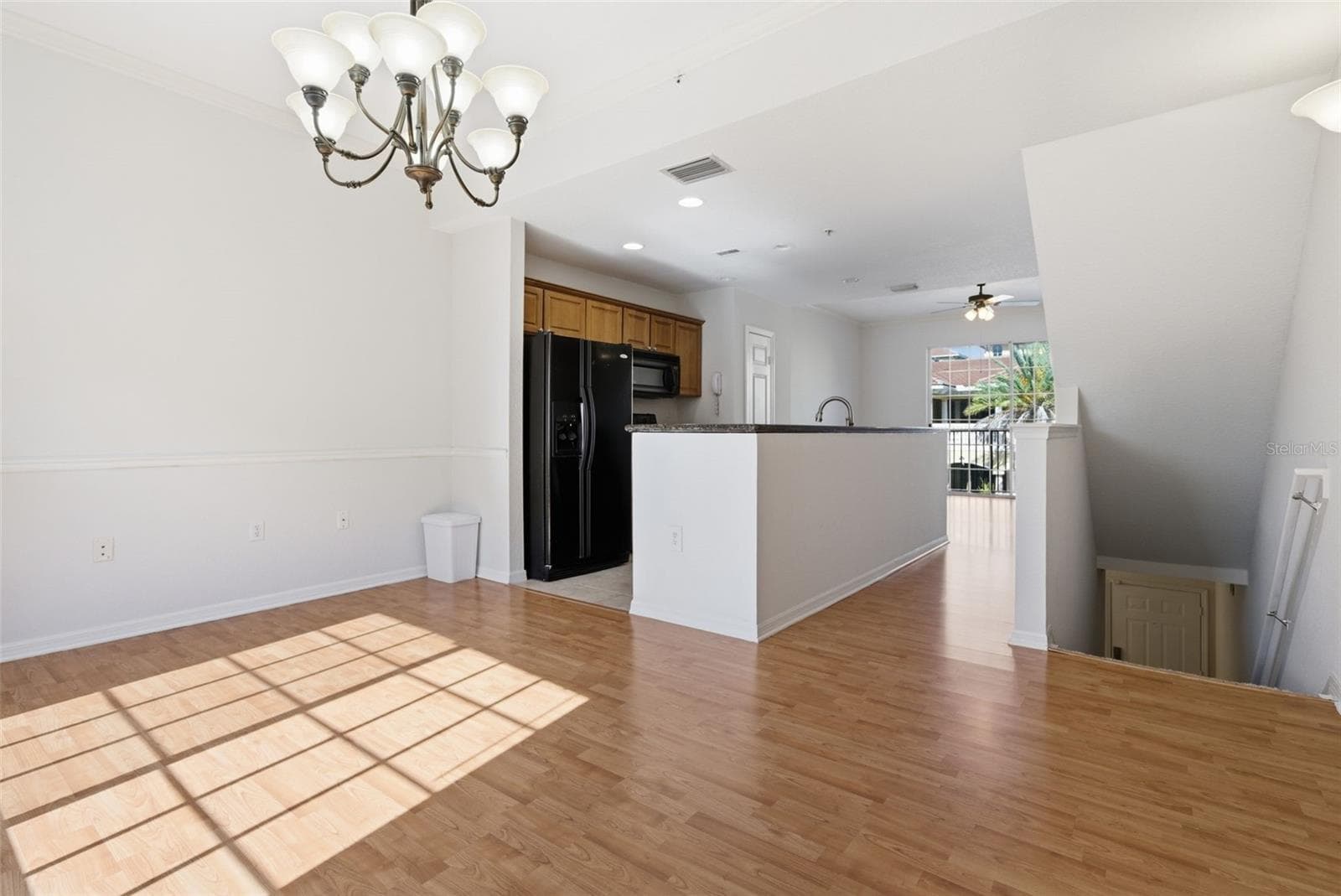 Condominium at 113 GRAND BEACH PL, TAMPA, photo 12 of 42
