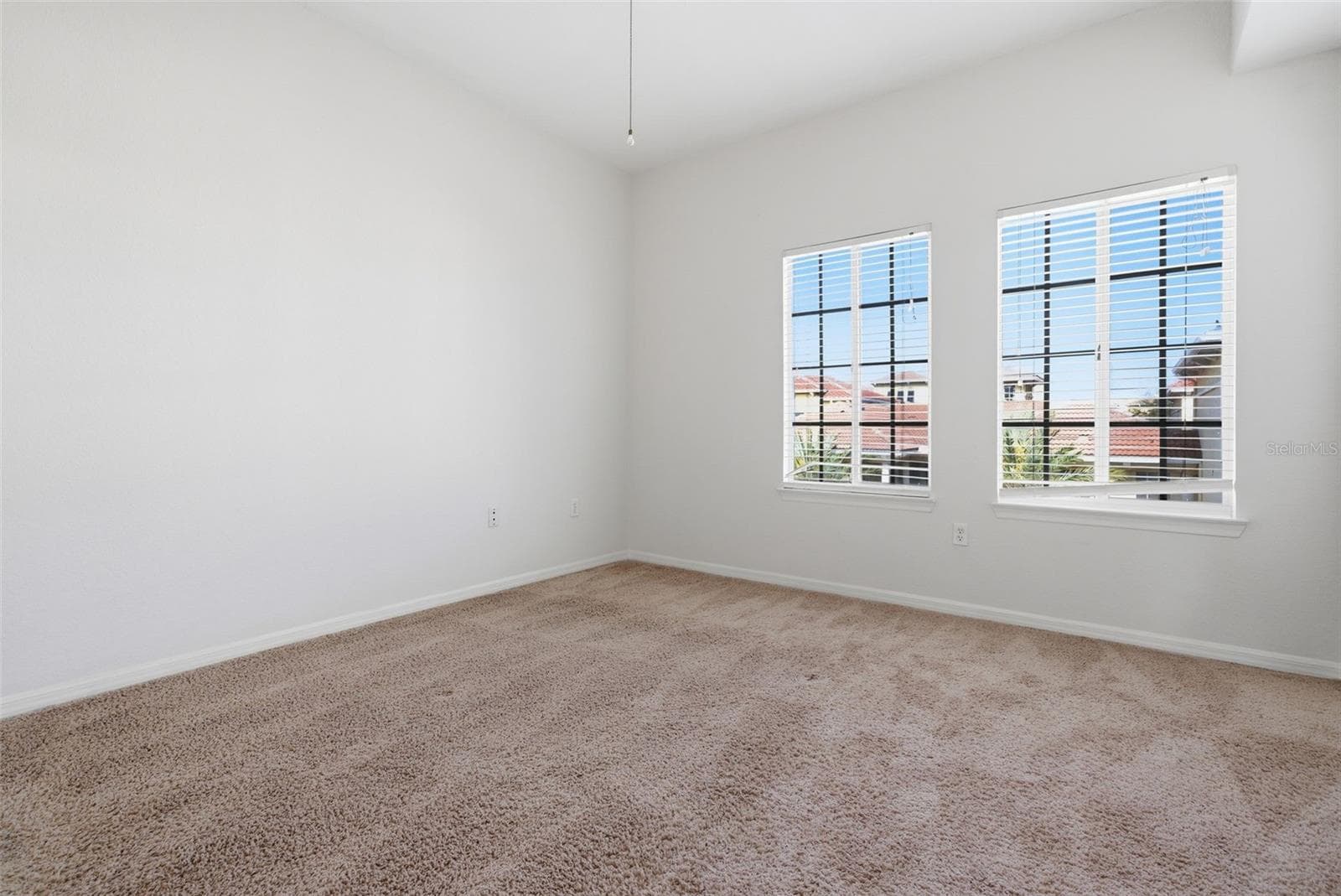 Condominium at 113 GRAND BEACH PL, TAMPA, photo 26 of 42