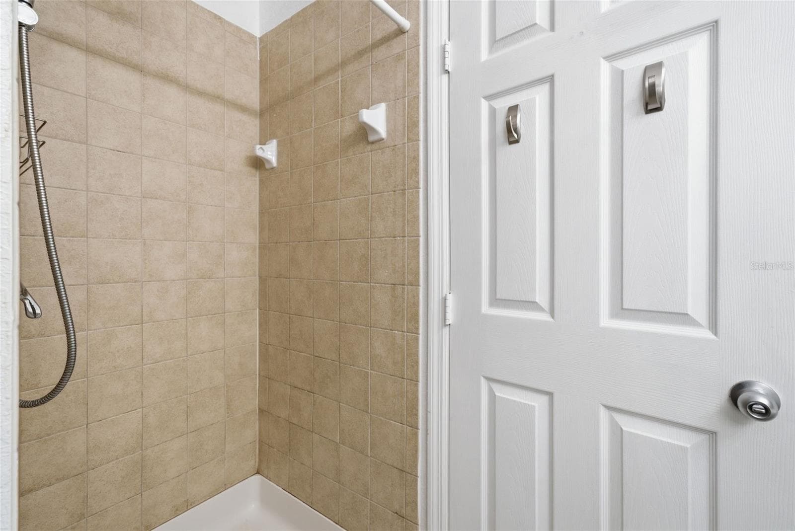 Condominium at 113 GRAND BEACH PL, TAMPA, photo 29 of 42