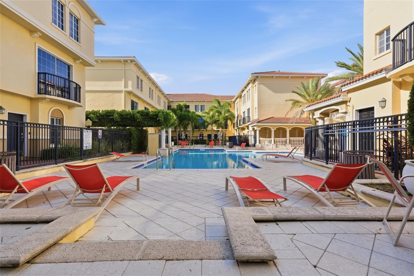 Condominium at 113 GRAND BEACH PL, TAMPA, photo 32 of 42