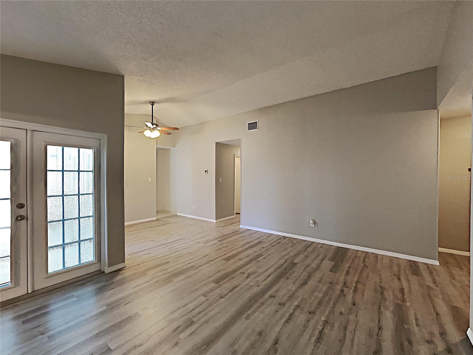 Single Family Residence at 11532 BENBOW CT, ORLANDO, photo 5 of 46