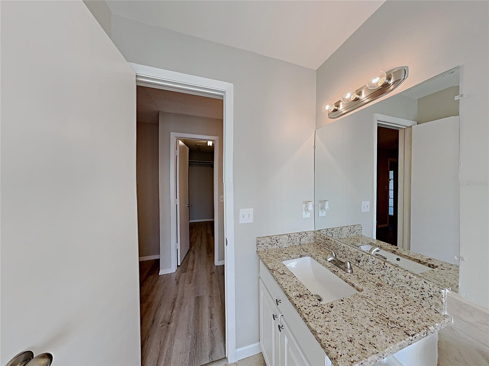 Single Family Residence at 11532 BENBOW CT, ORLANDO, photo 14 of 46