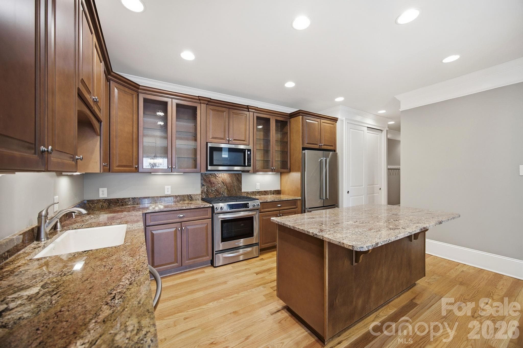 Townhouse at 425 Spring Street, Davidson, photo 14 of 48