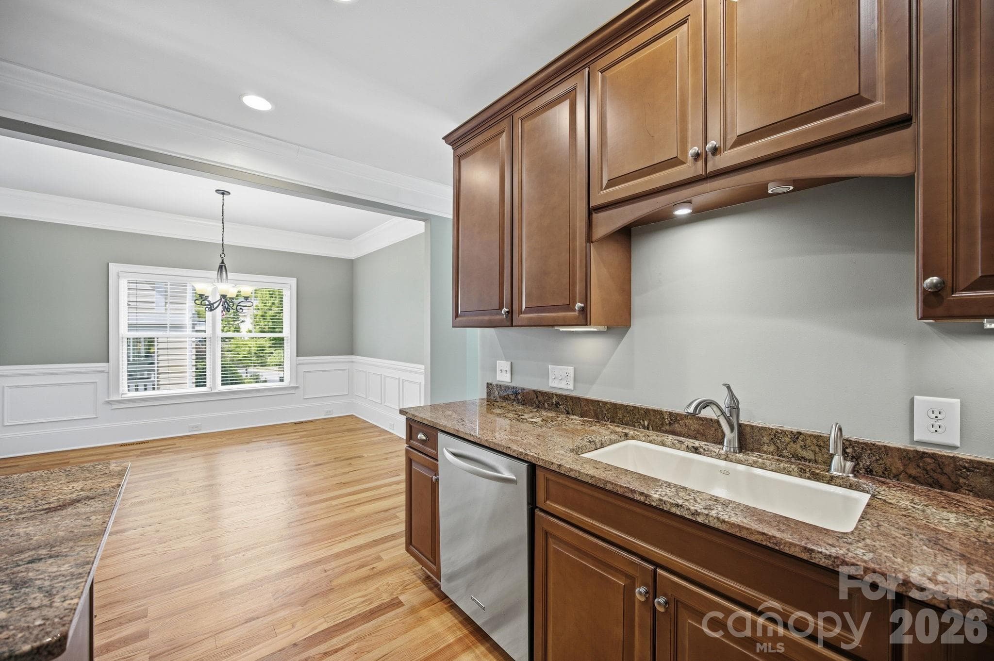 Townhouse at 425 Spring Street, Davidson, photo 20 of 48