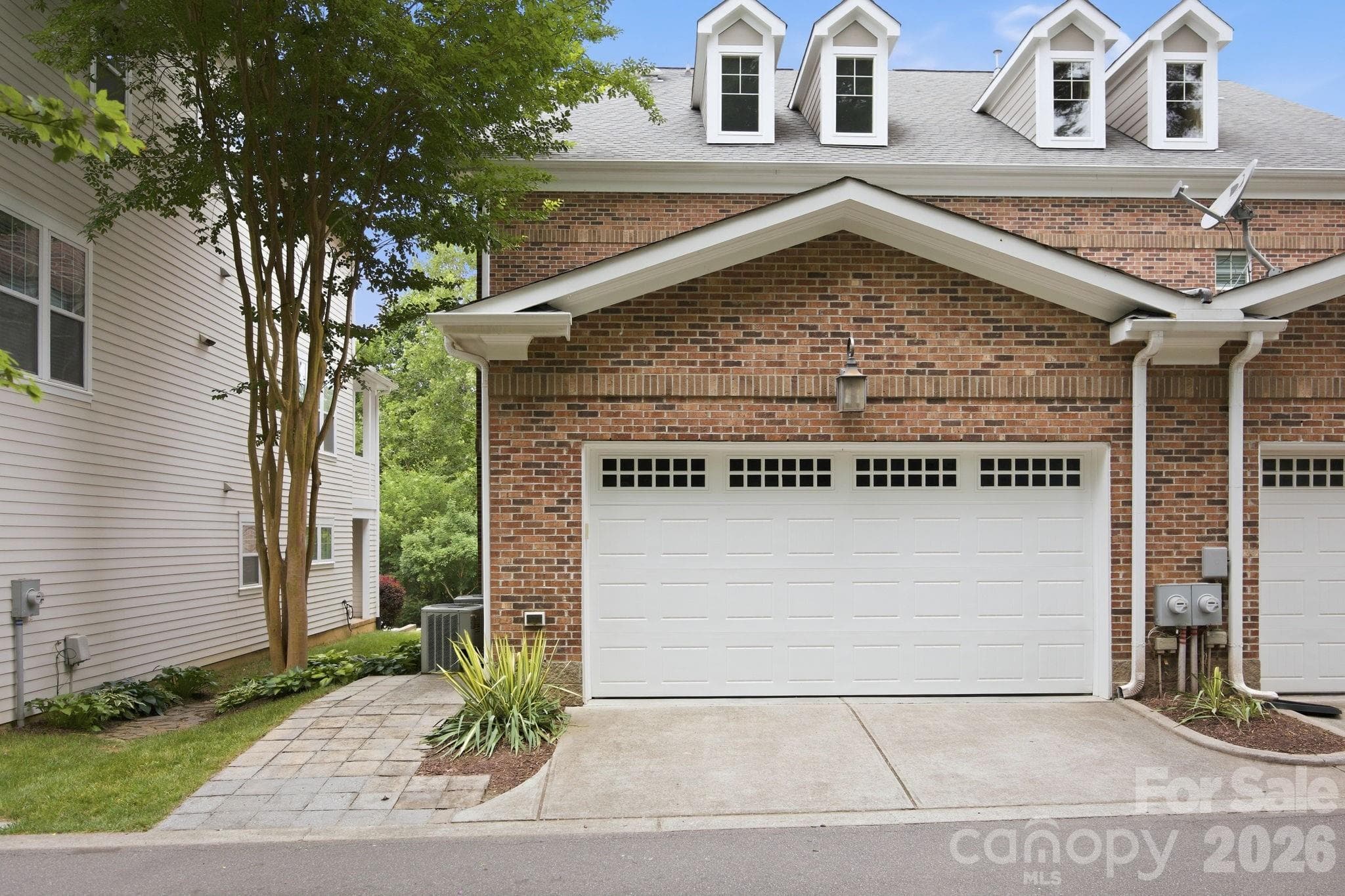 Townhouse at 425 Spring Street, Davidson, photo 44 of 48