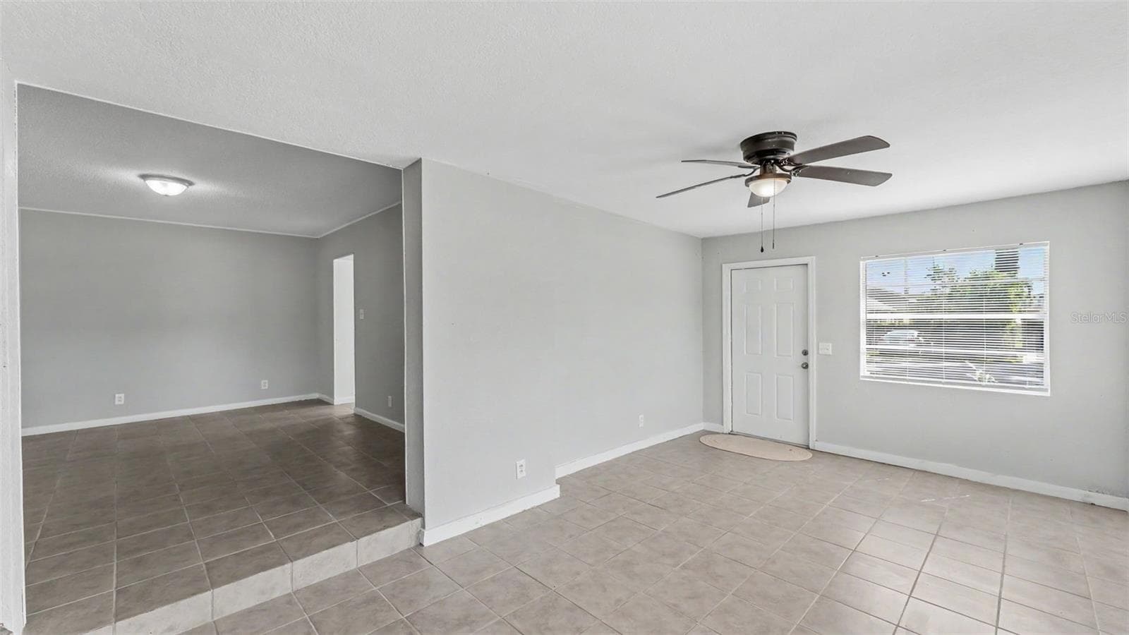 Single Family Residence at 5353 7TH ST SE, LAKELAND, photo 7 of 48
