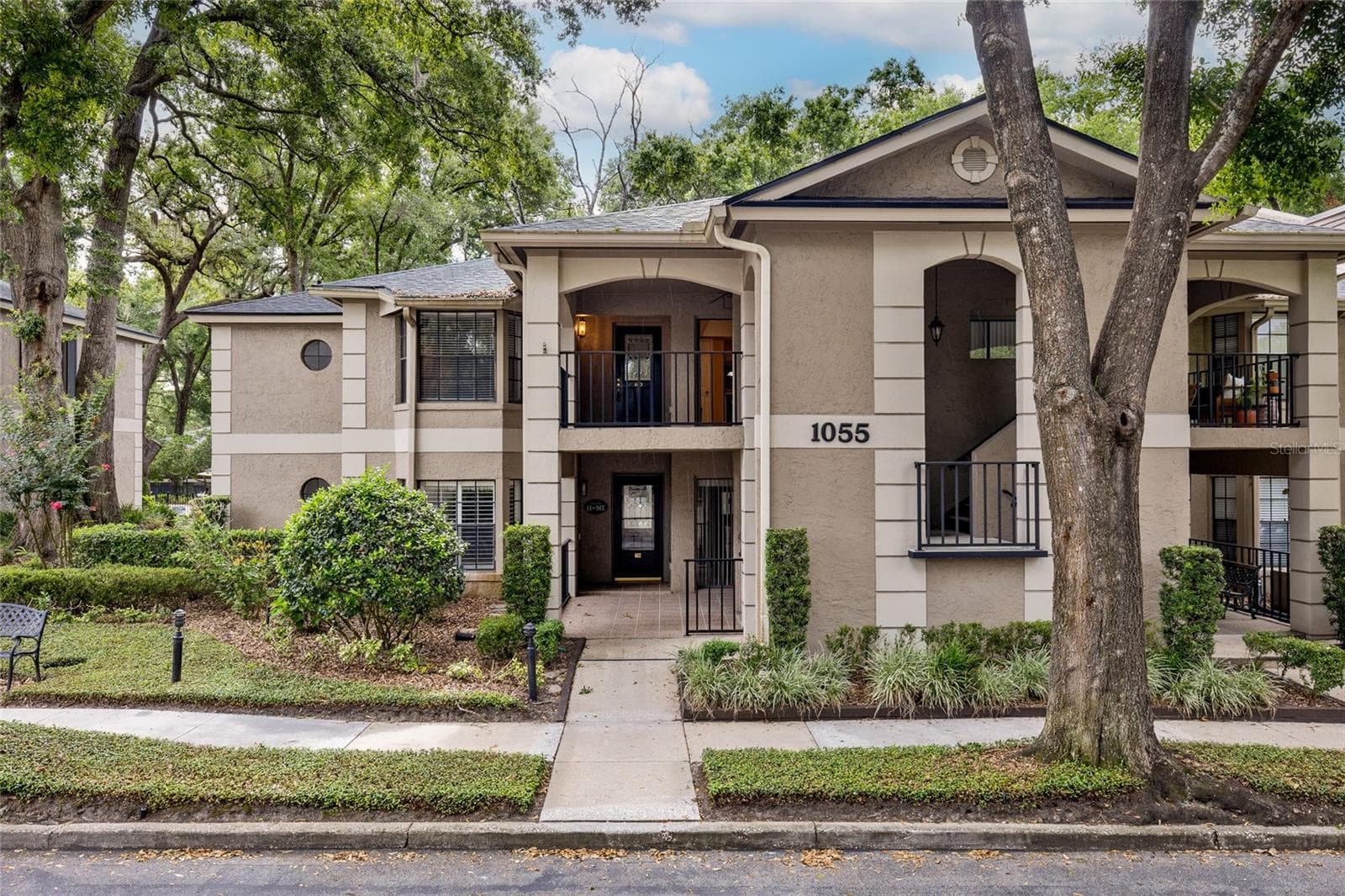 1055 KENSINGTON PARK DR #613