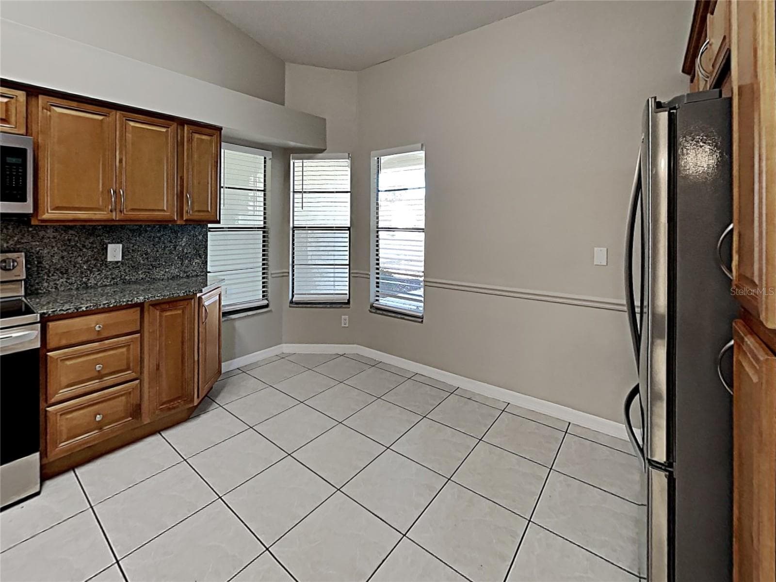 Single Family Residence at 11701 LYNMOOR DR, RIVERVIEW, photo 7 of 24