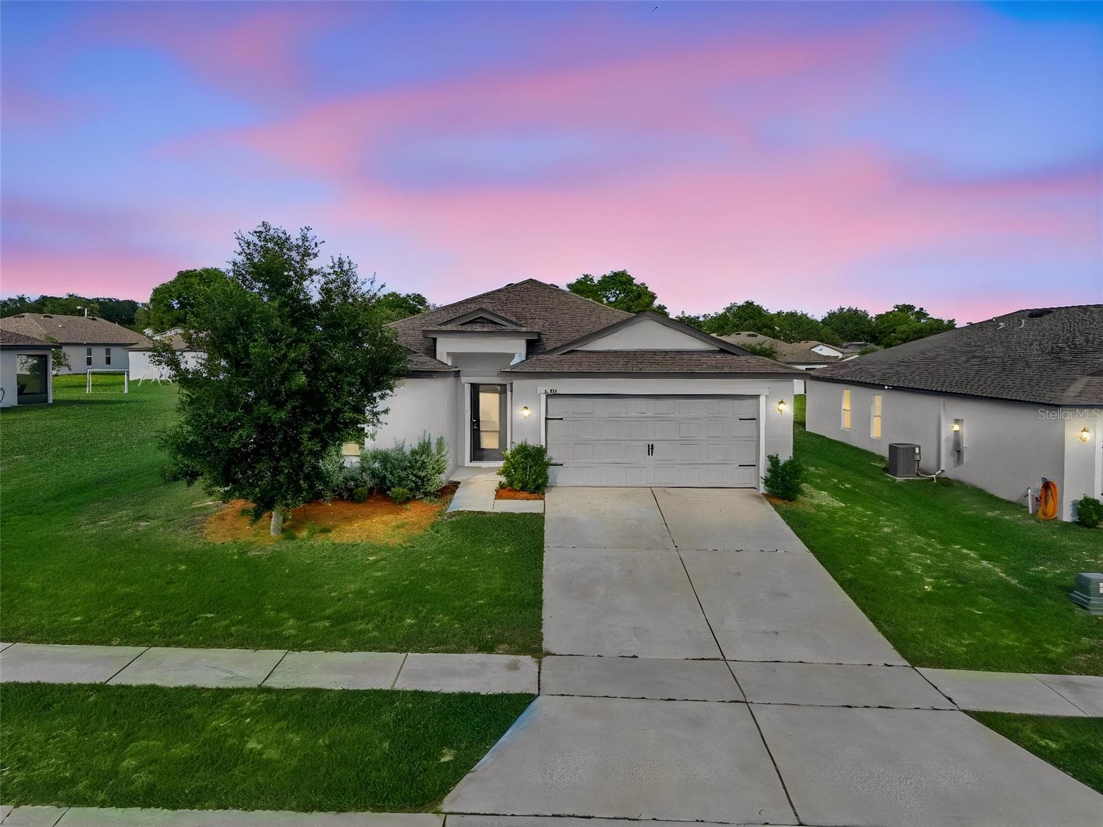 1350 BRENWAY DR