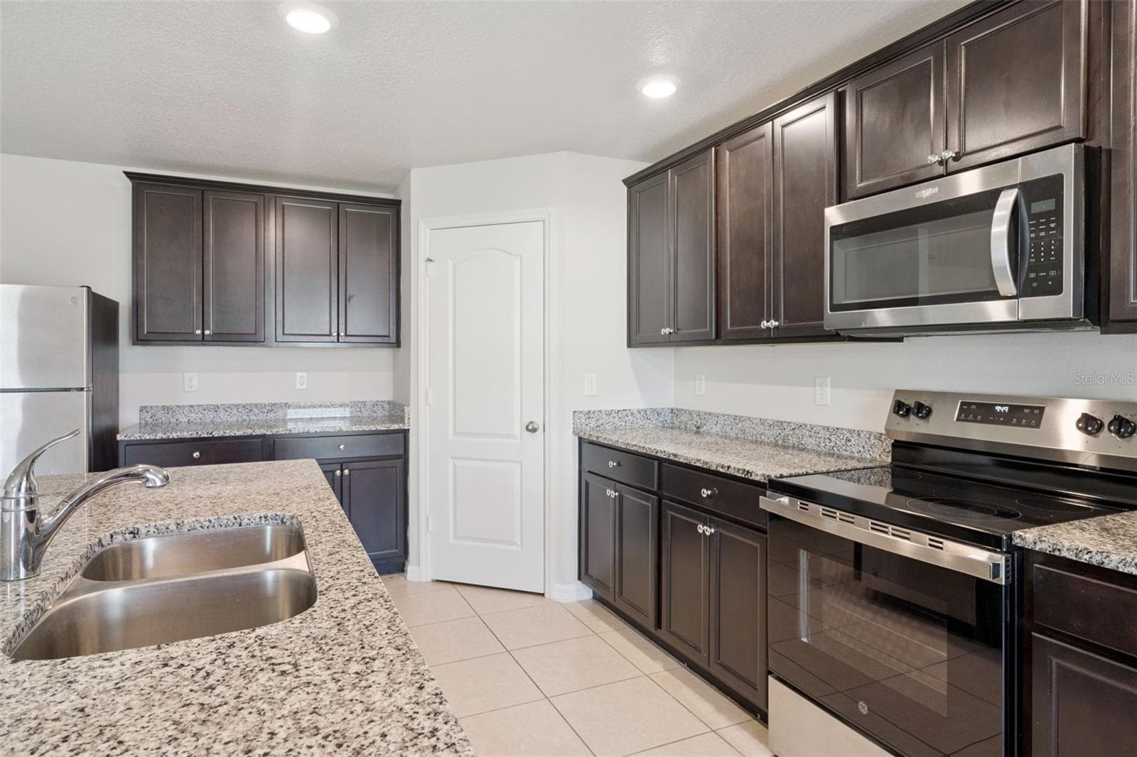Single Family Residence at 1350 BRENWAY DR, MASCOTTE, photo 7 of 25