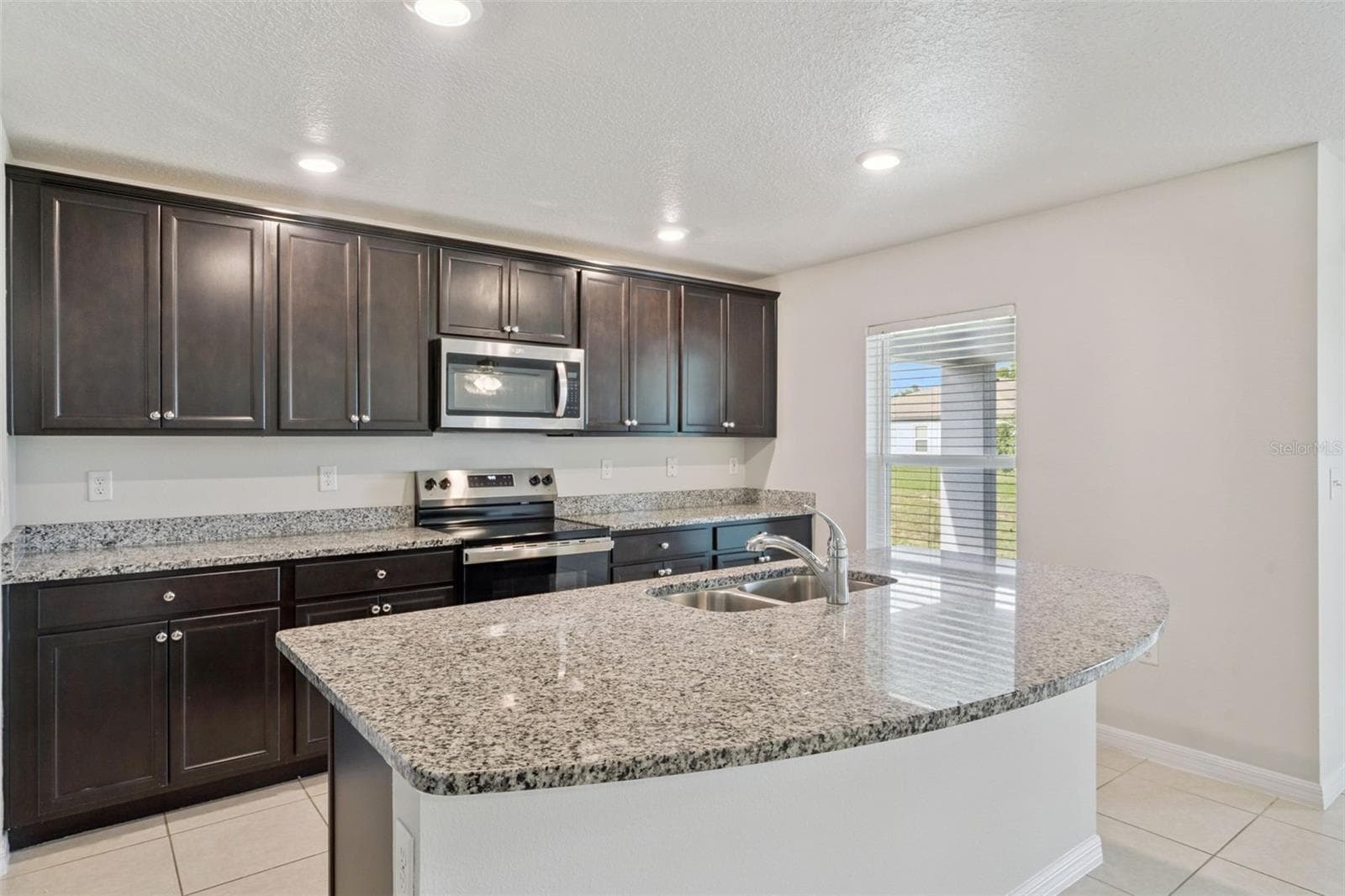 Single Family Residence at 1350 BRENWAY DR, MASCOTTE, photo 9 of 25