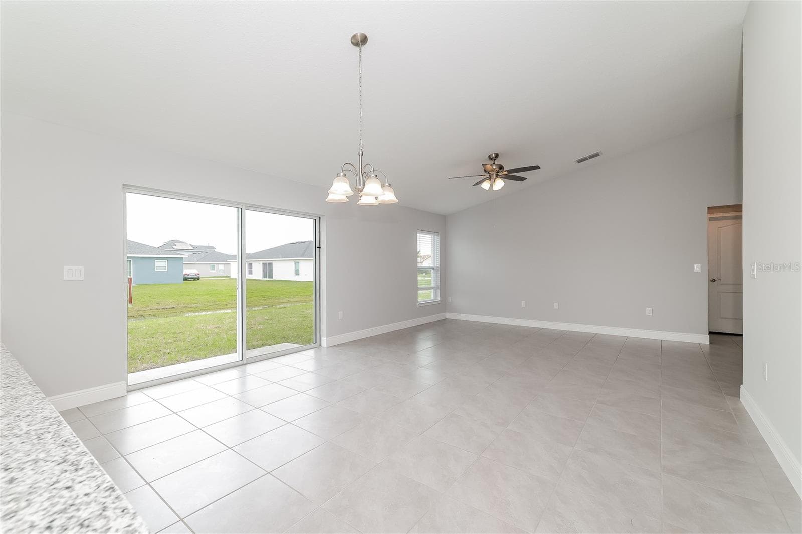 Single Family Residence at 280 BECKENHAM DR, KISSIMMEE, photo 3 of 15